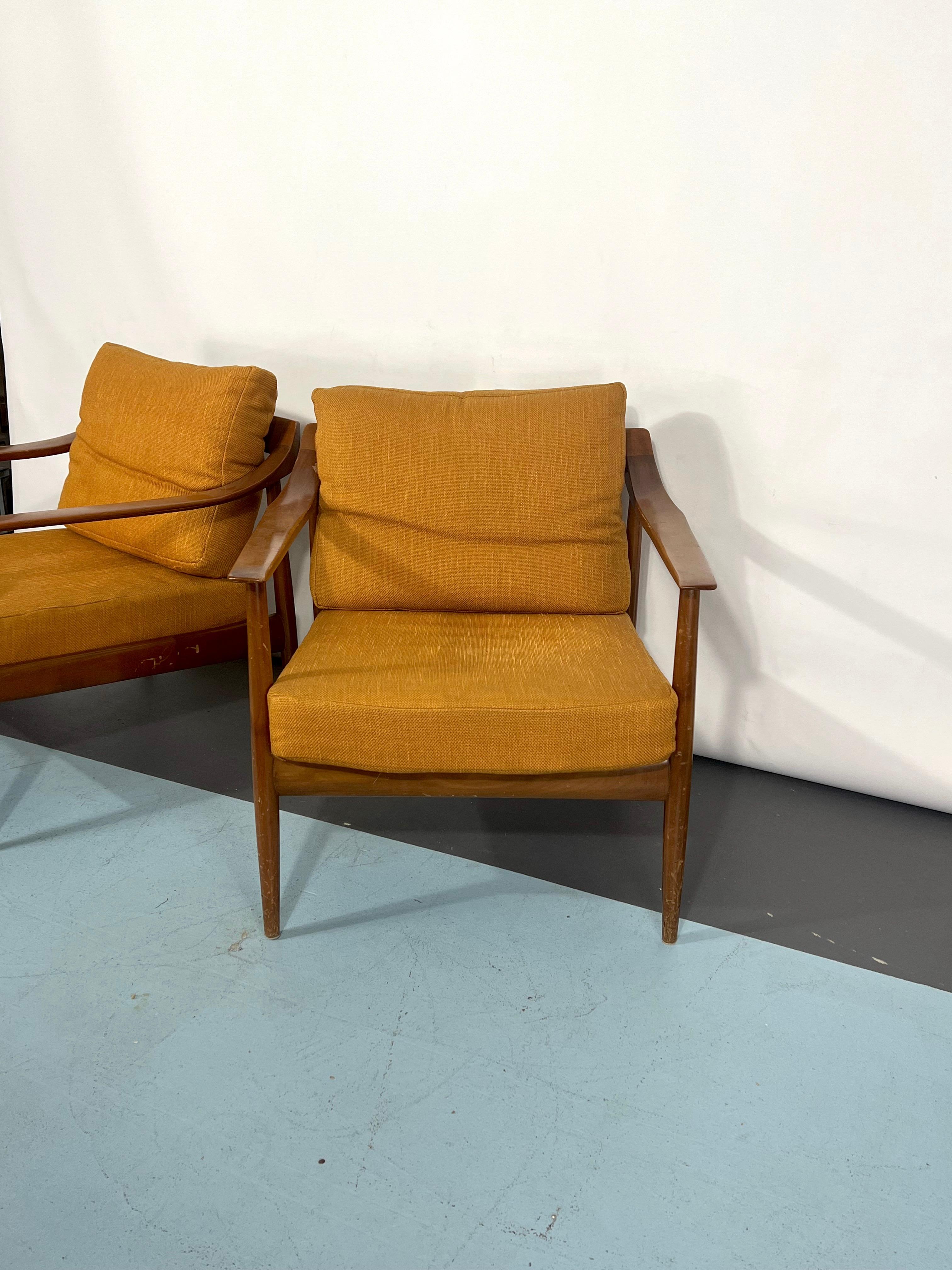 Paire de fauteuils Walter Knoll modernes du milieu du siècle dernier, modèle 550 des années 50 Bon état - En vente à Catania, CT