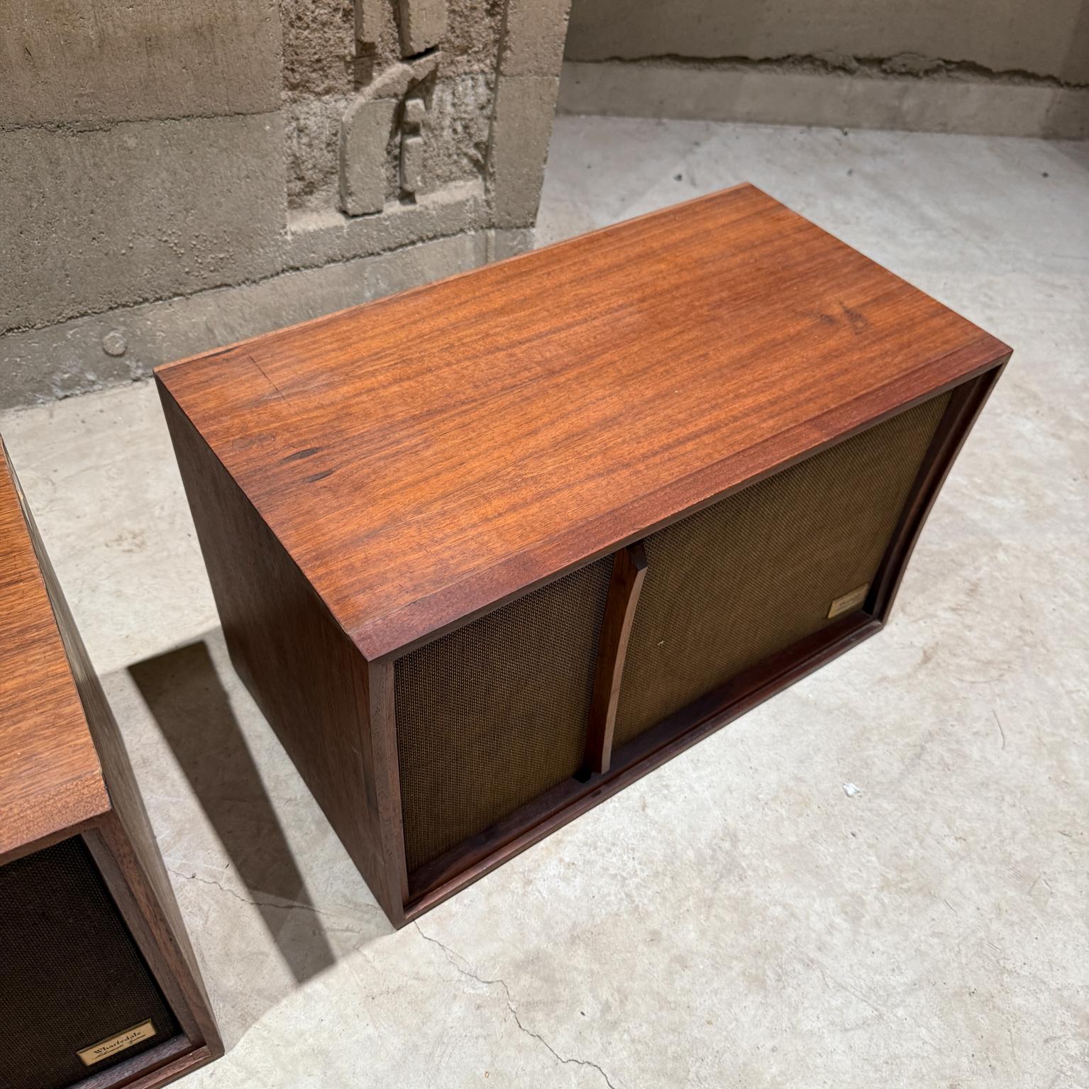British Mid Century Modern  Pair of Warfedale Speakers Walnut For Sale