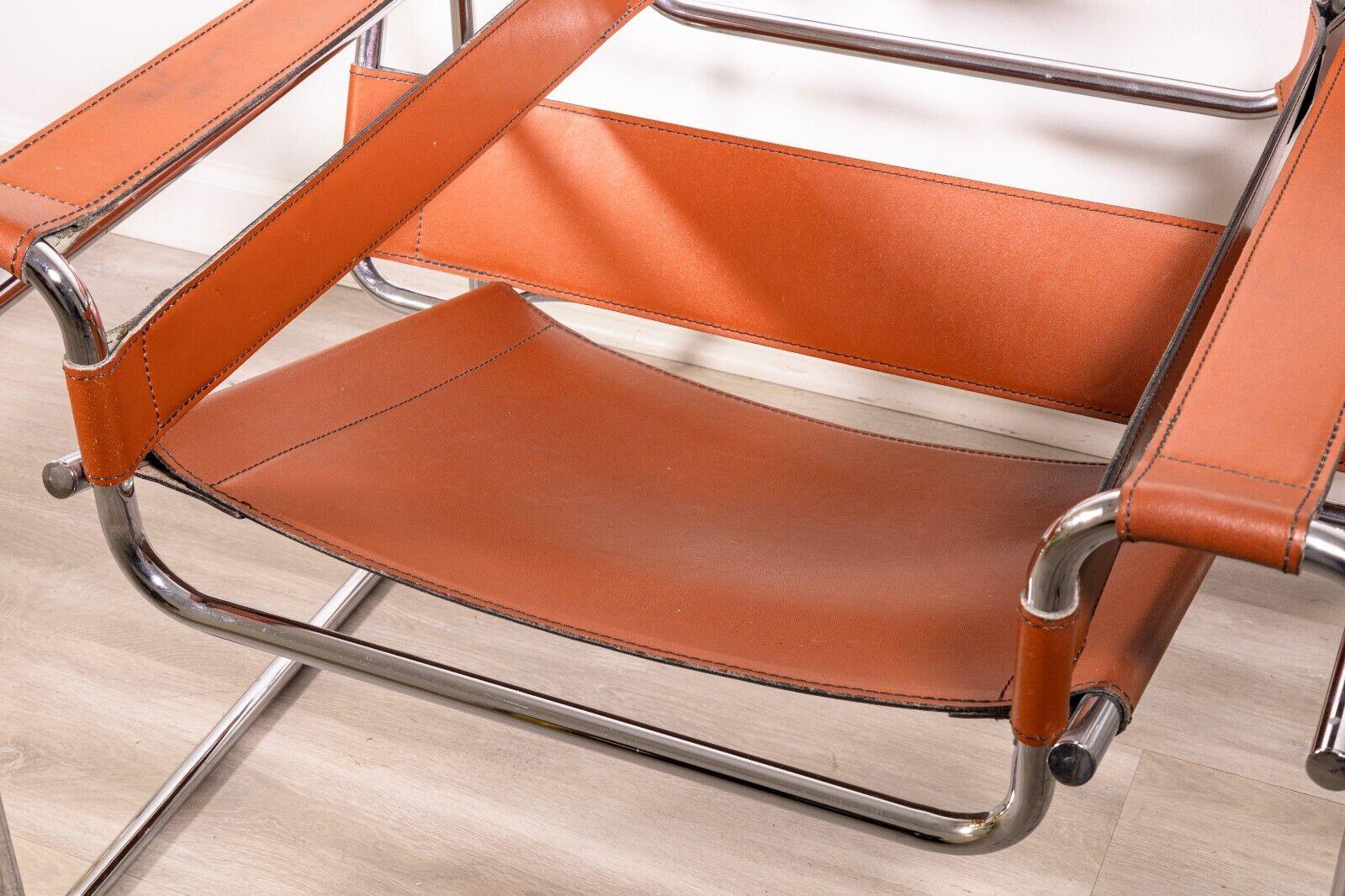 MidCentury Modern Pair of Wassily Brown Leather Chairs by Knoll For