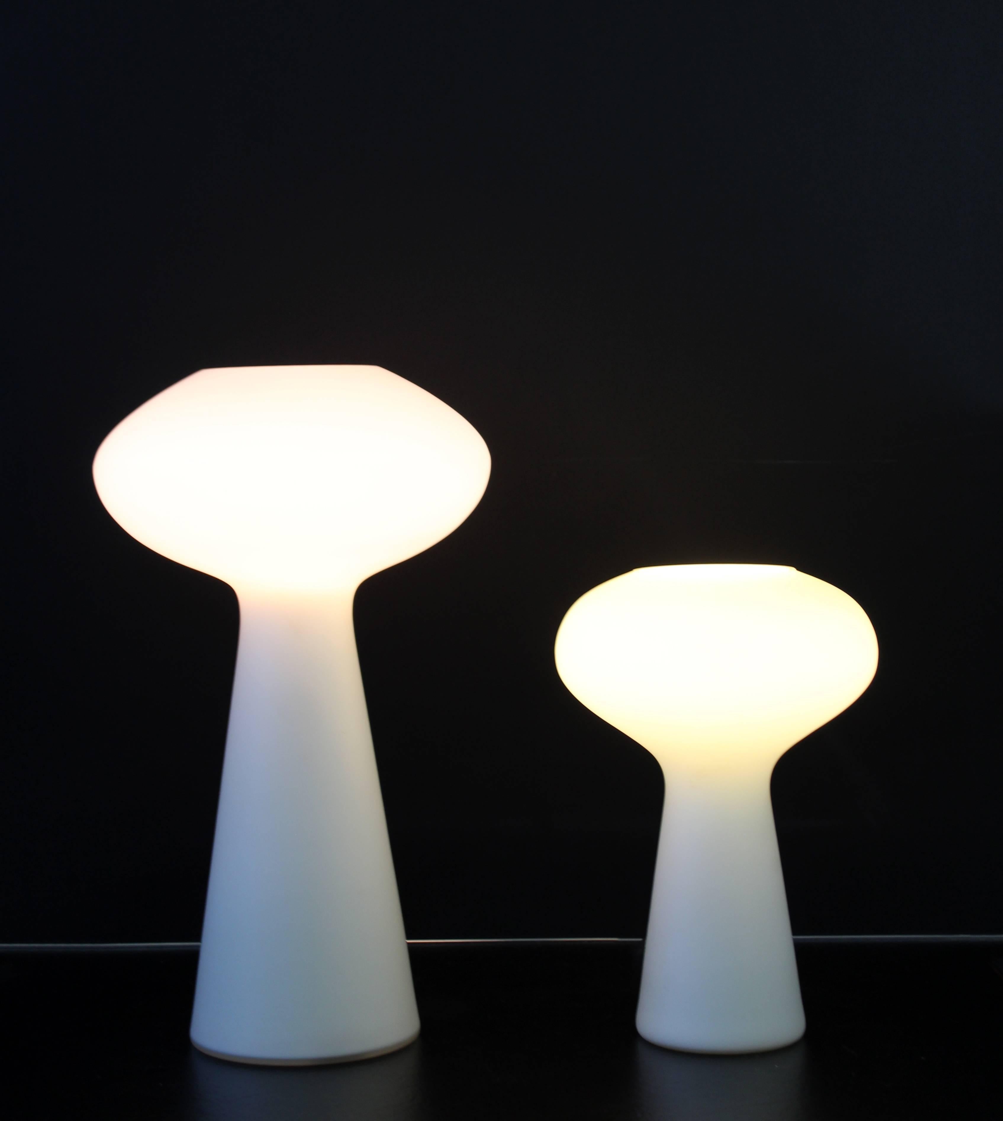 Finnish Mid-Century Modern Pair of White Glass Mushroom Table Lamps Lisa Johansson Pape