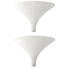 Mid-Century Modern Pair of White Sconces "Heksenhoed" by Harco Loor