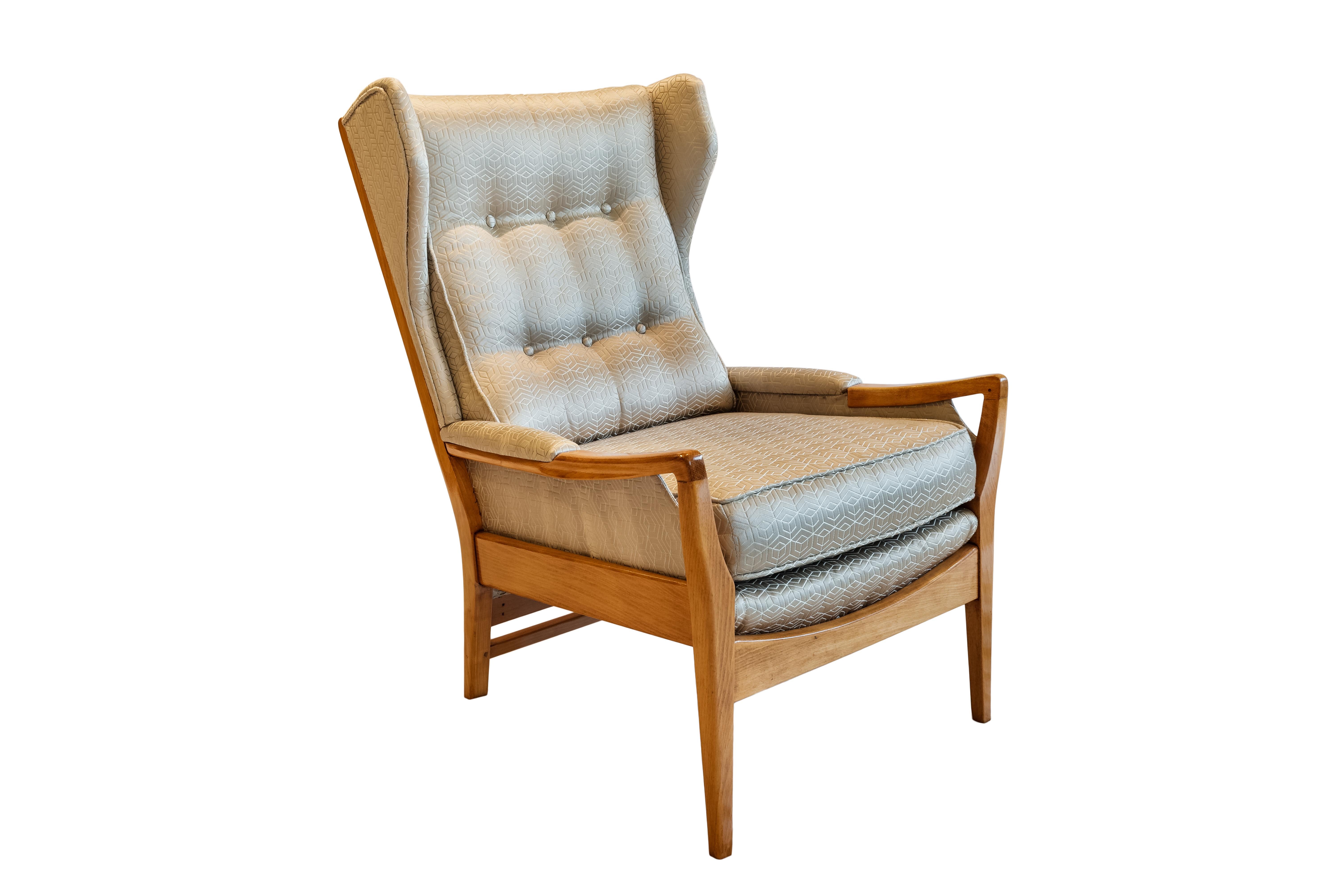 Varnished Mid-Century Modern Pair of Wingback Teak Chairs Attributed to Arne Norell