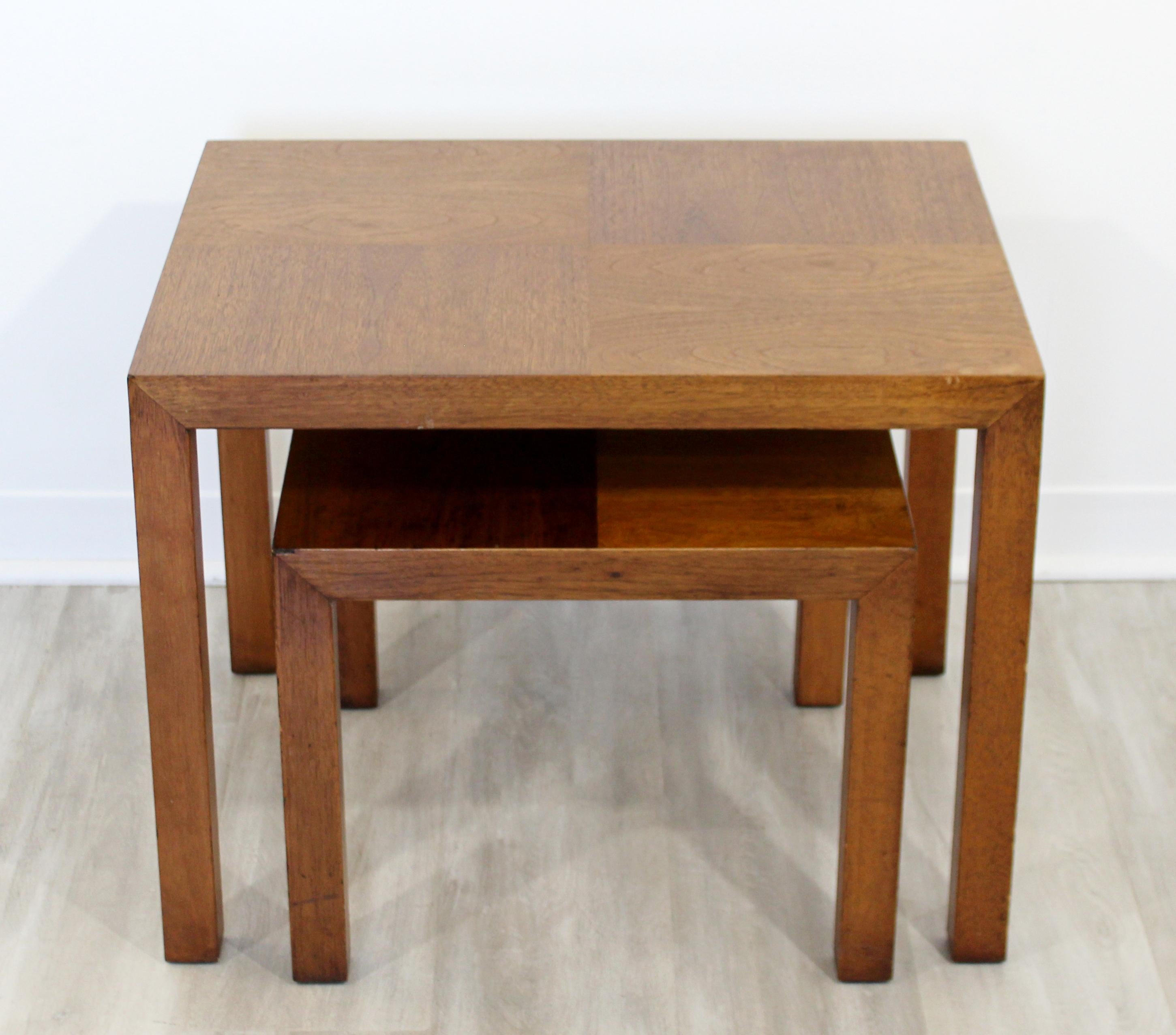 American Mid-Century Modern Pair of Wood Nesting Side End Tables by Lane Altavista, 1960s