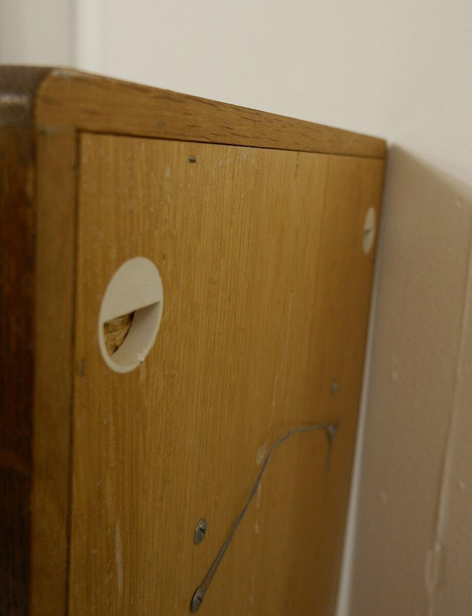 Coppia di appendiabiti da parete in legno del Mid Century Modern in vendita 5