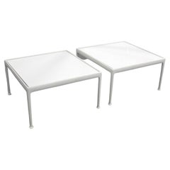 Paire de tables d'extérieur de style mi-siècle moderne par Richard Schultz pour Knoll