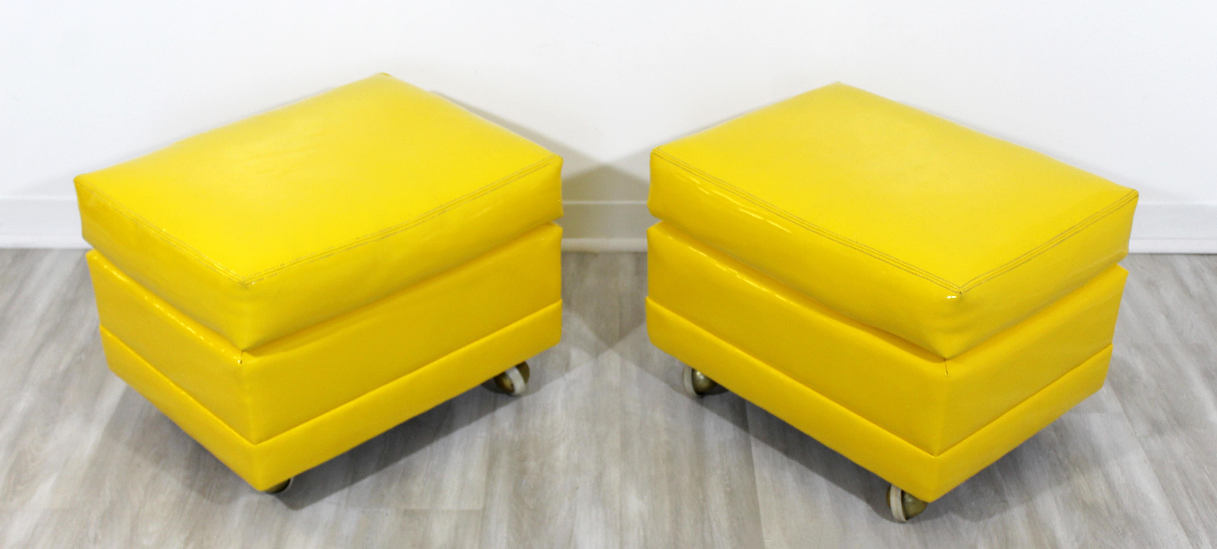Mid-Century Modern Pair of Yellow Vinyl Stools Benches Seats Ottomans Casters In Good Condition In Keego Harbor, MI