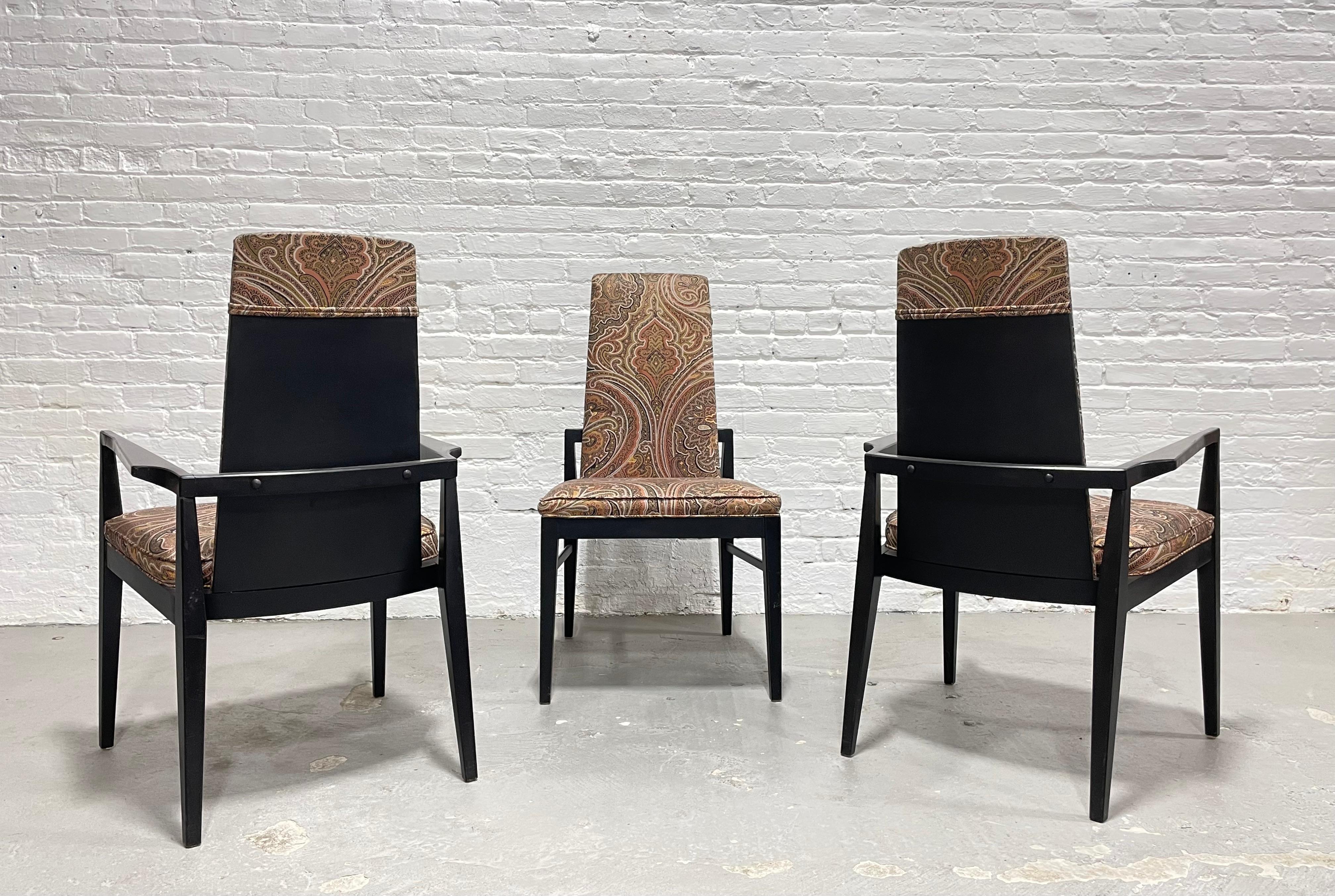 Bois The Moderns Chairs Paisley Ebonized, Set of Three (Ensemble de trois chaises ébonisées) en vente