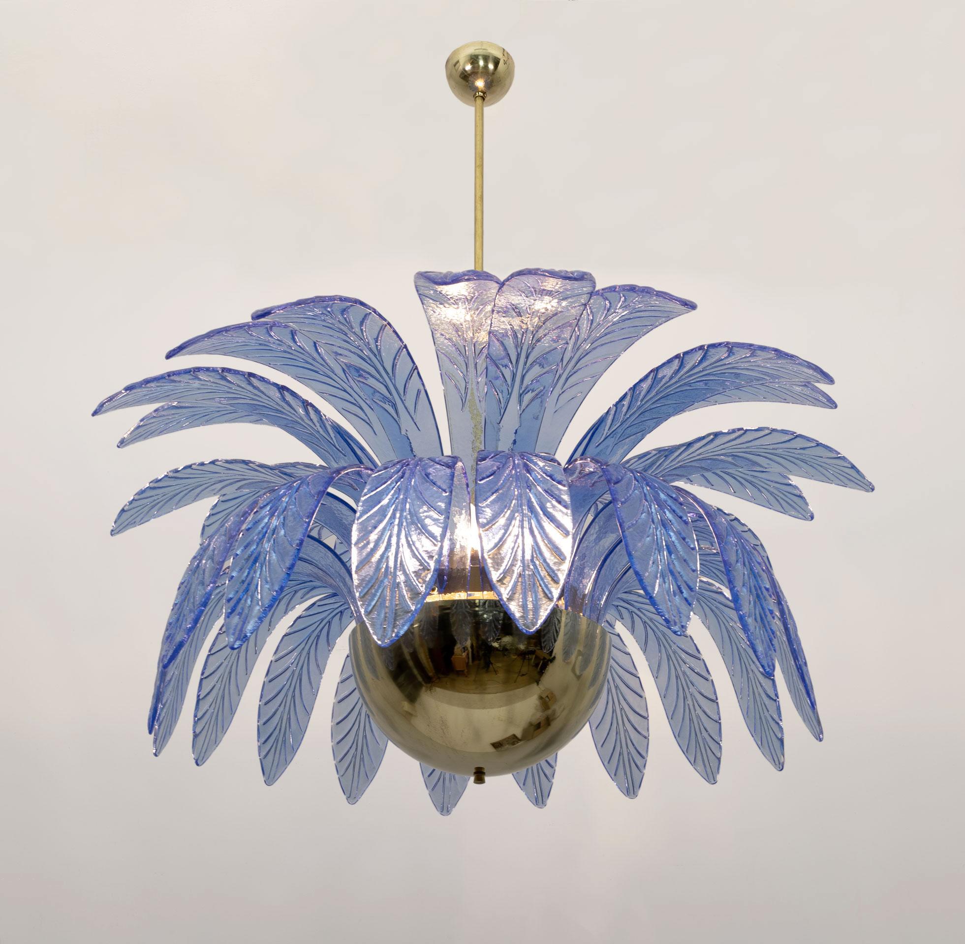 Italian Mid-Century Modern Palm Leaves Big Chandelier Murano Glass and Brass, 1970s For Sale