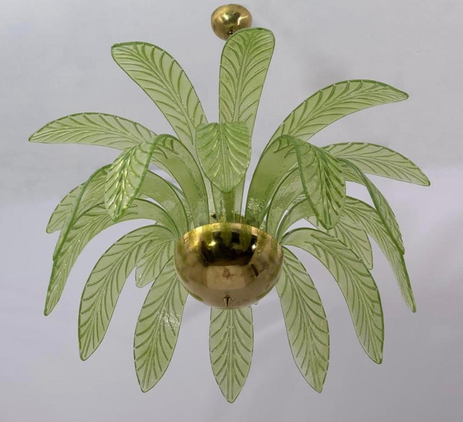 Italian Mid-Century Modern Palm Leaves Chandelier Murano Glass and Brass, 1970s