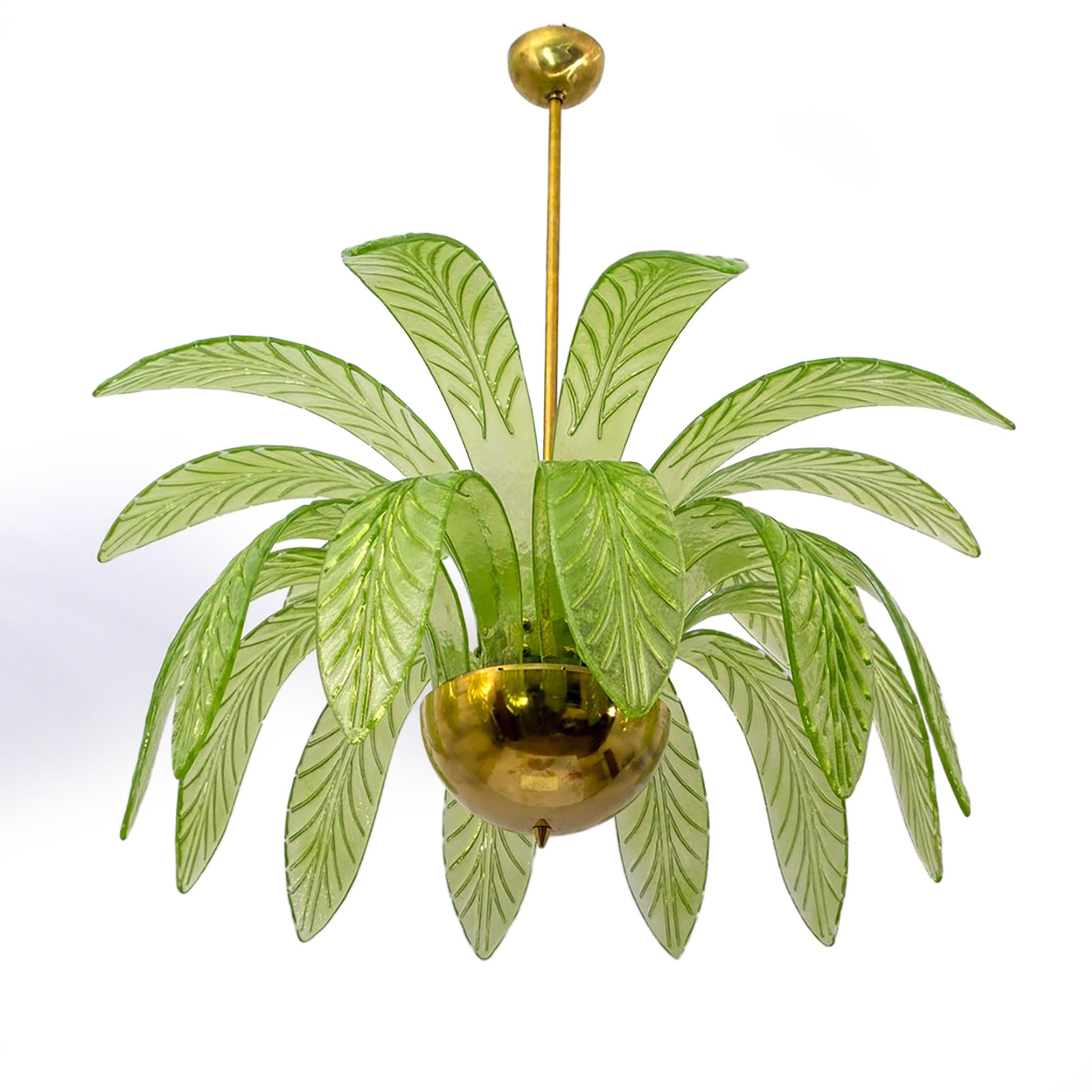 Italian Mid-Century Modern Palm Leaves Chandelier Murano Glass and Brass, 1970s