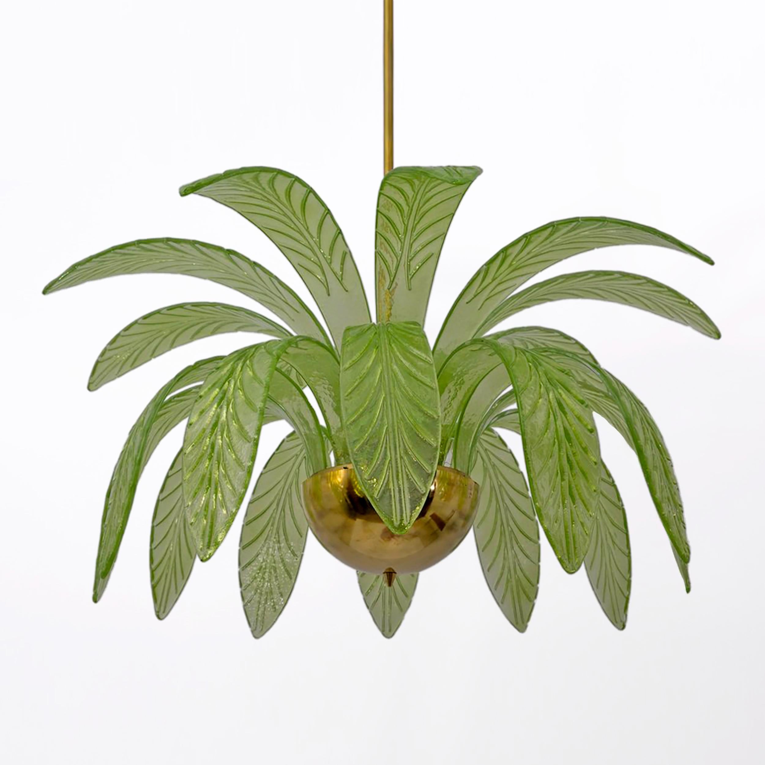 Late 20th Century Mid-Century Modern Palm Leaves Chandelier Murano Glass and Brass, 1970s For Sale