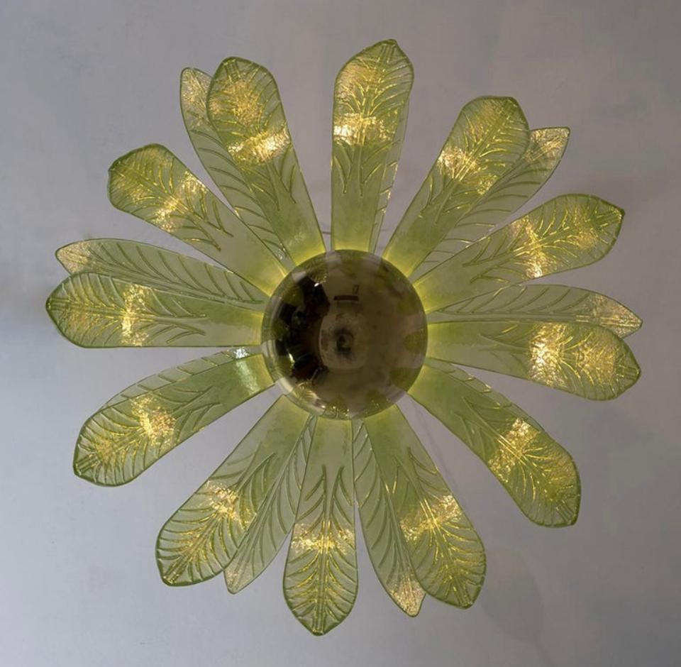 Mid-Century Modern Palm Leaves Chandelier Murano Glass and Brass, 1970s 2