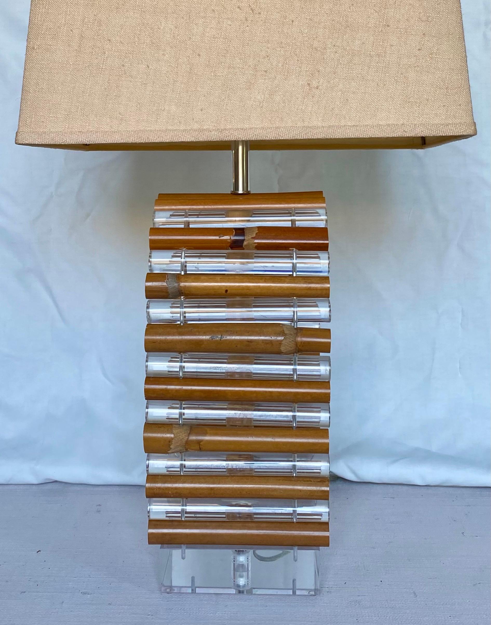 Mid-Century Modern Palm Regency Lucite & Bamboo Table Lamp by Ritts Co.  For Sale 7