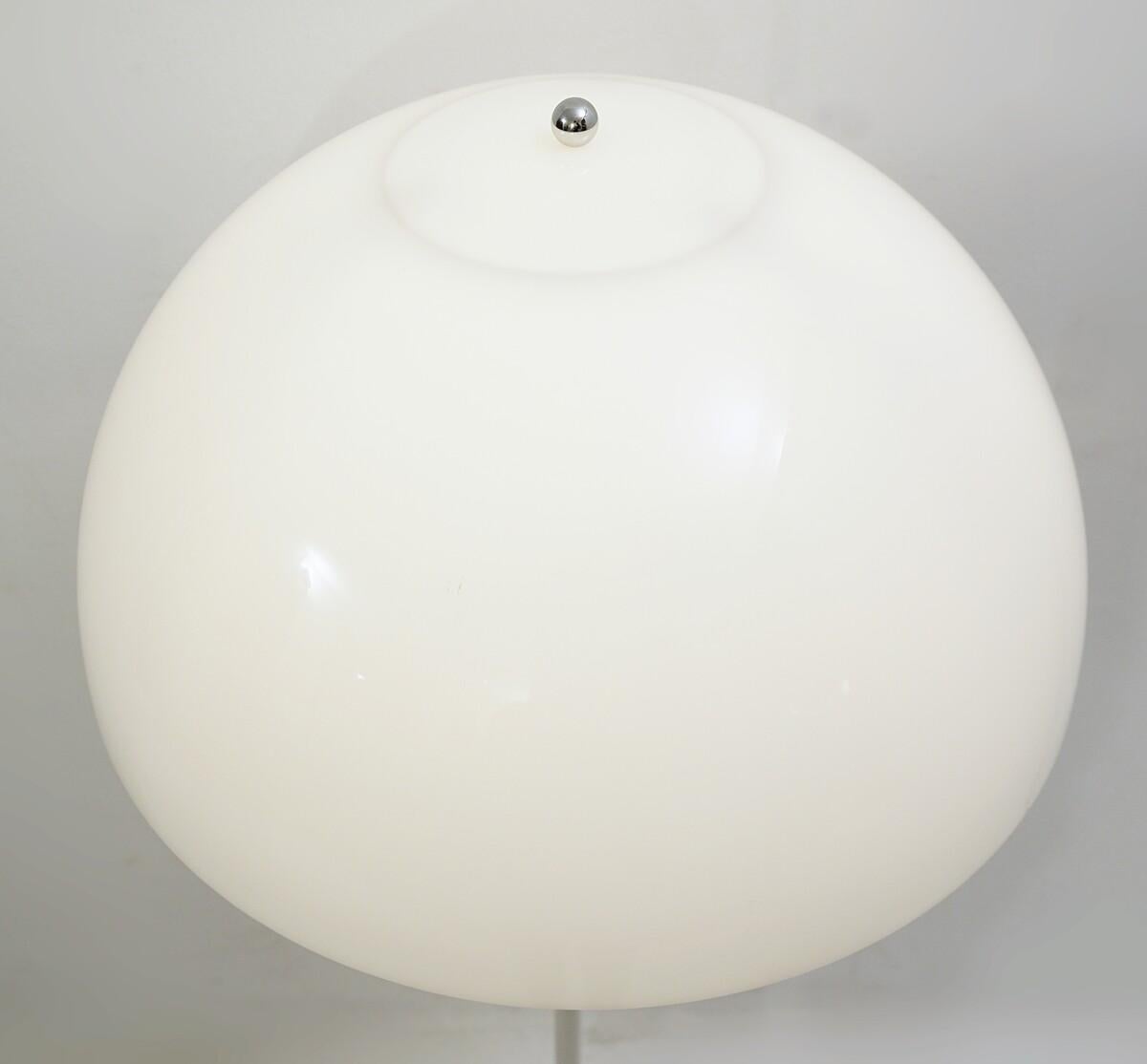 20th Century Mid-Century Modern 'Panthella' Floor Lamp by Verner Panton for Louis Poulsen