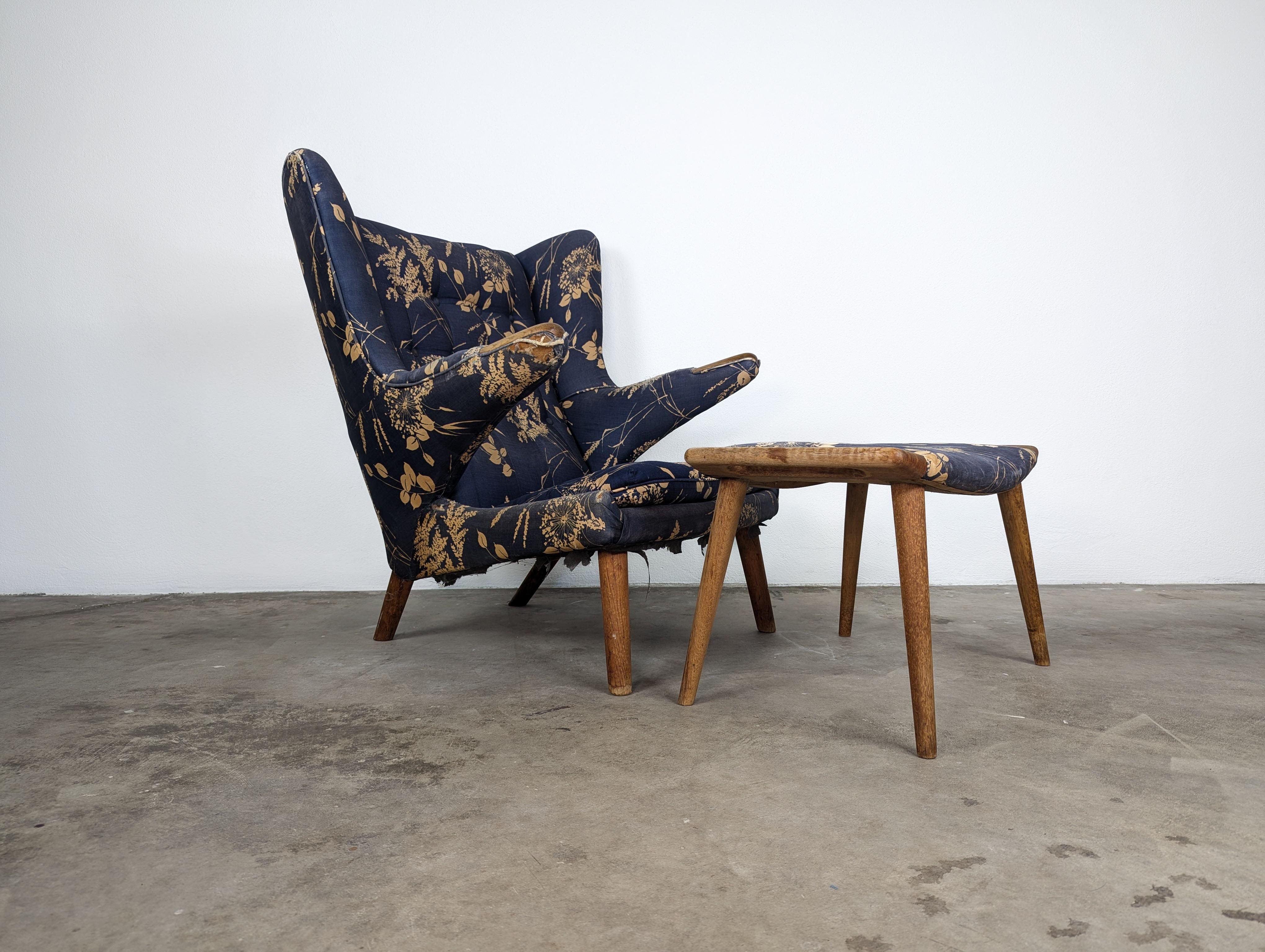 Mid Century Modern Papa Bear Lounge Chair & Ottoman by Hans Wegner, c1950s 1