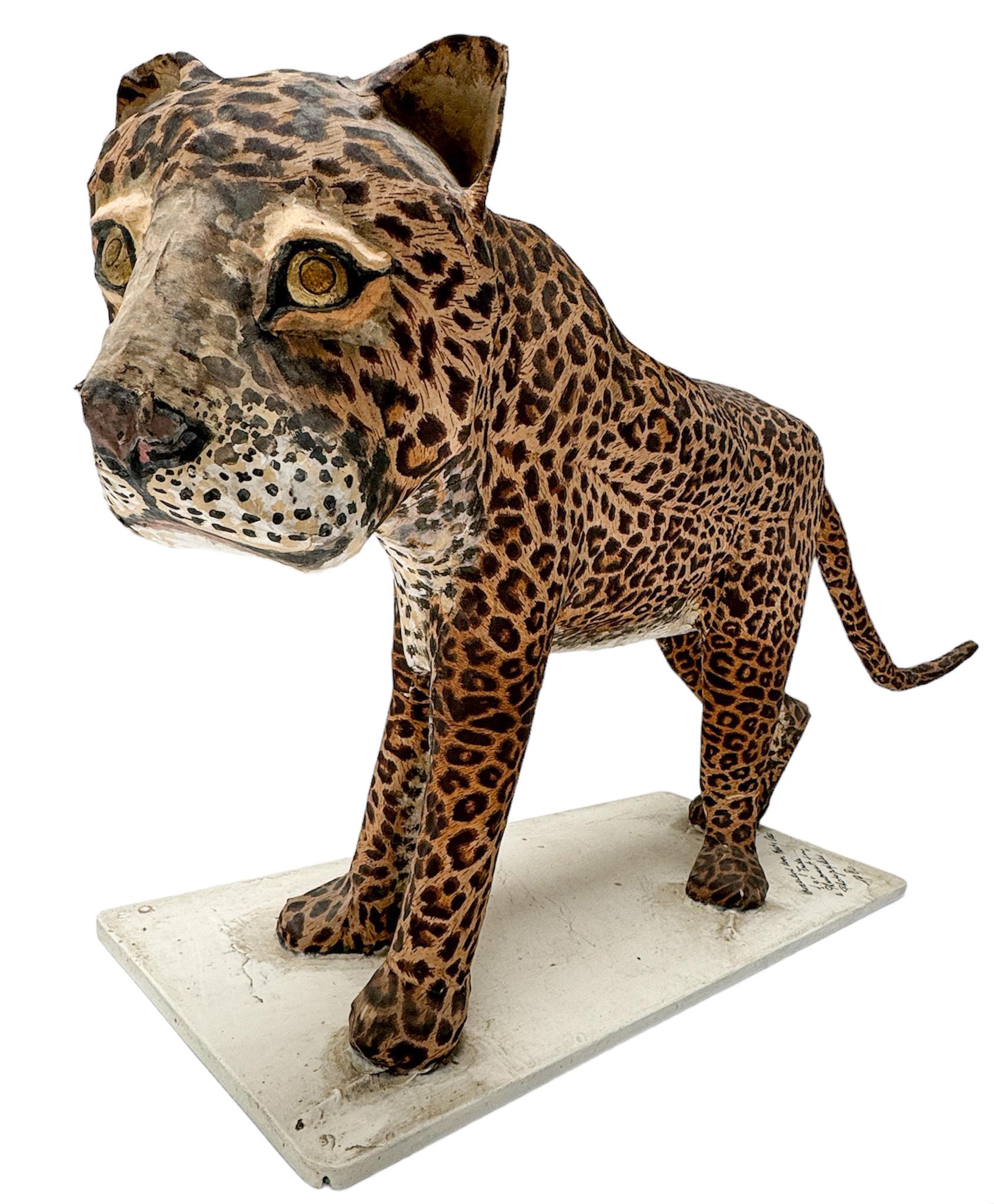 Moderne Papier- Machee-Skulptur eines Leoparden aus der Mitte des Jahrhunderts von Bert van Oers, 1980 (Moderne der Mitte des Jahrhunderts) im Angebot