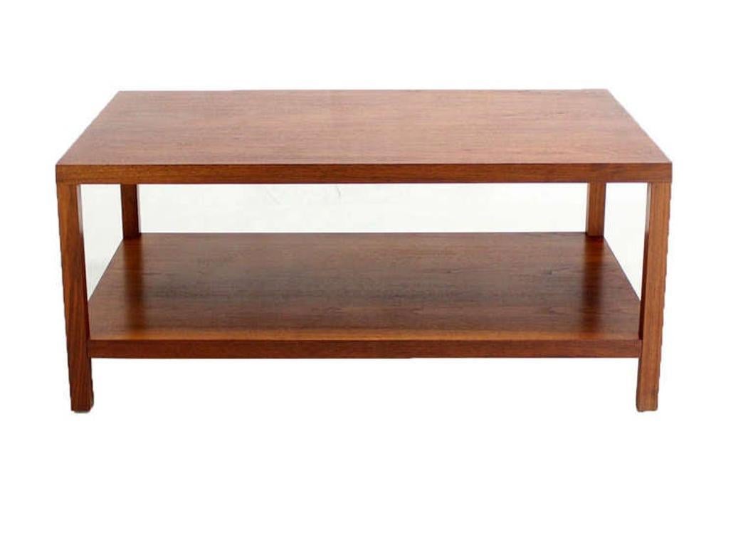 Walnut Mid Century Modern Parson Style Large Rectangle Coffee Table w Bottom Shelf MINT For Sale
