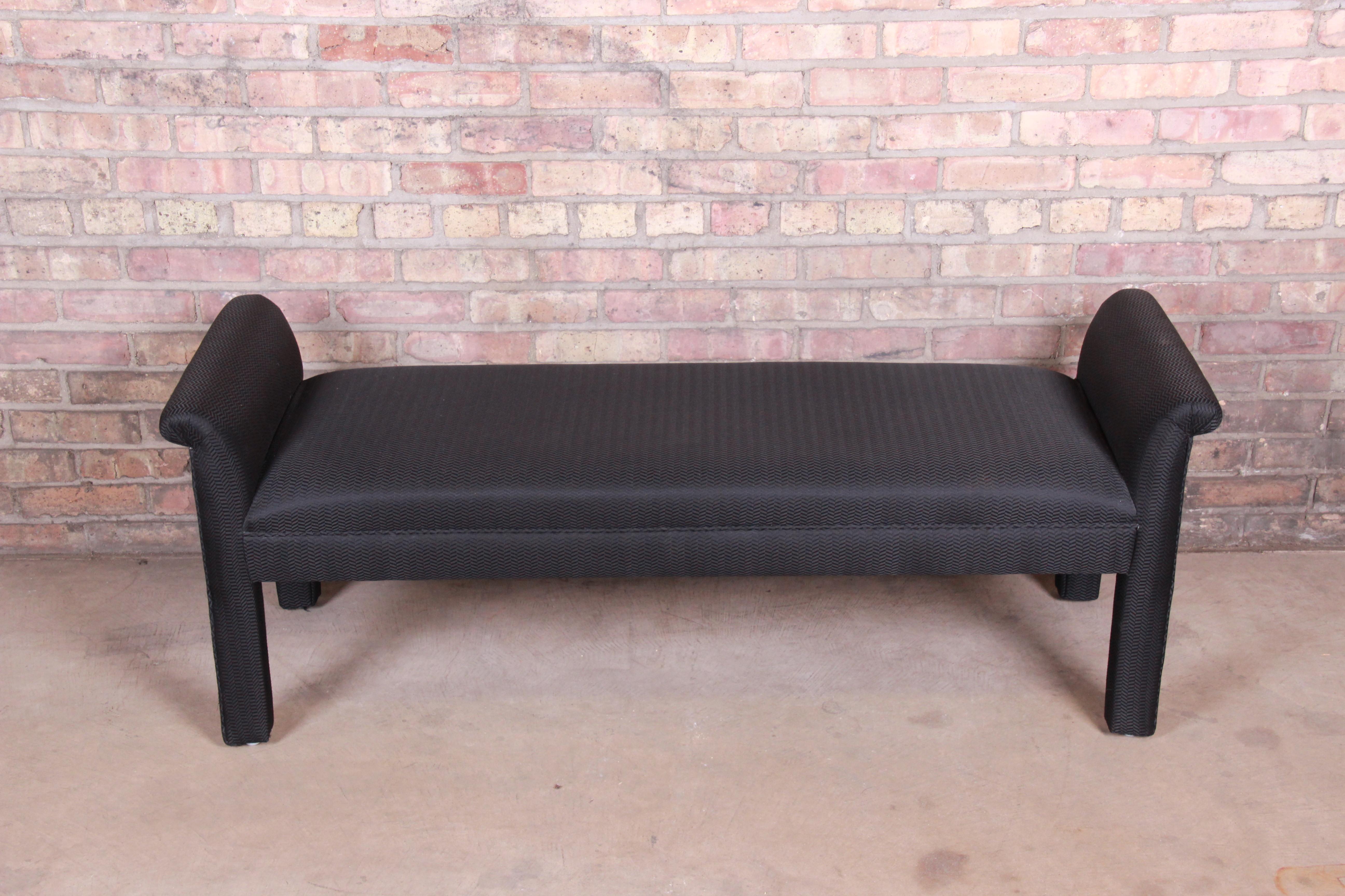 A gorgeous mid-century modern Parsons style upholstered window bench

USA, Circa 1970s

Measures: 55.5