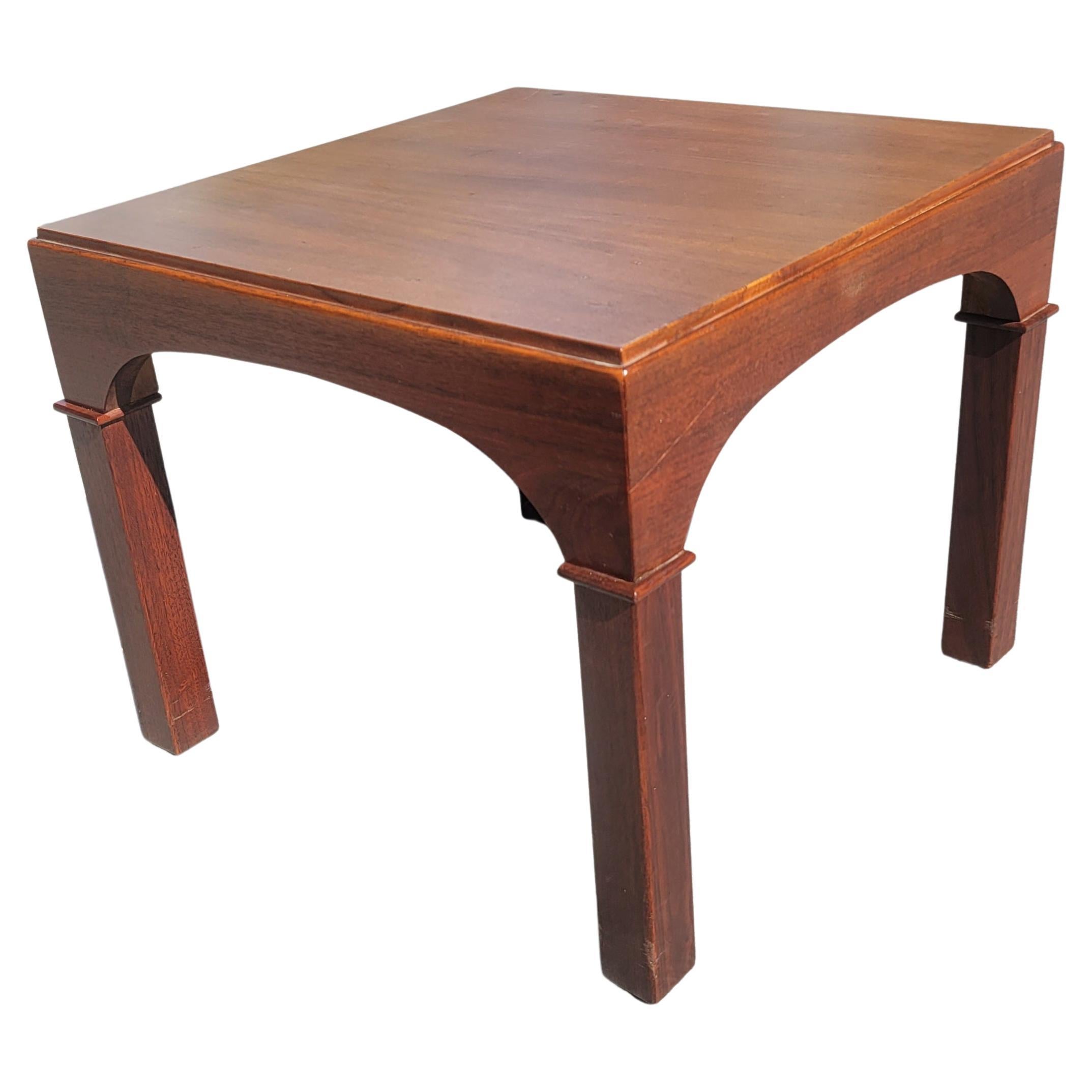 Wood Mid-Century Modern Parsons Walnut Side Tables, a Pair For Sale