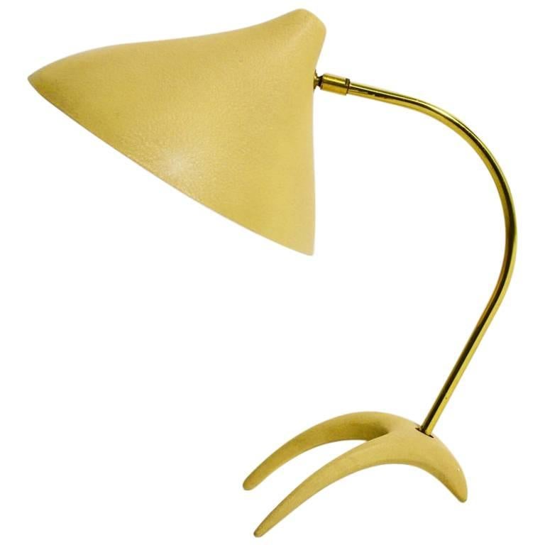 Lampada da tavolo di metà secolo giallo pastello Louis Kalff 1950 Philips Paesi Bassi