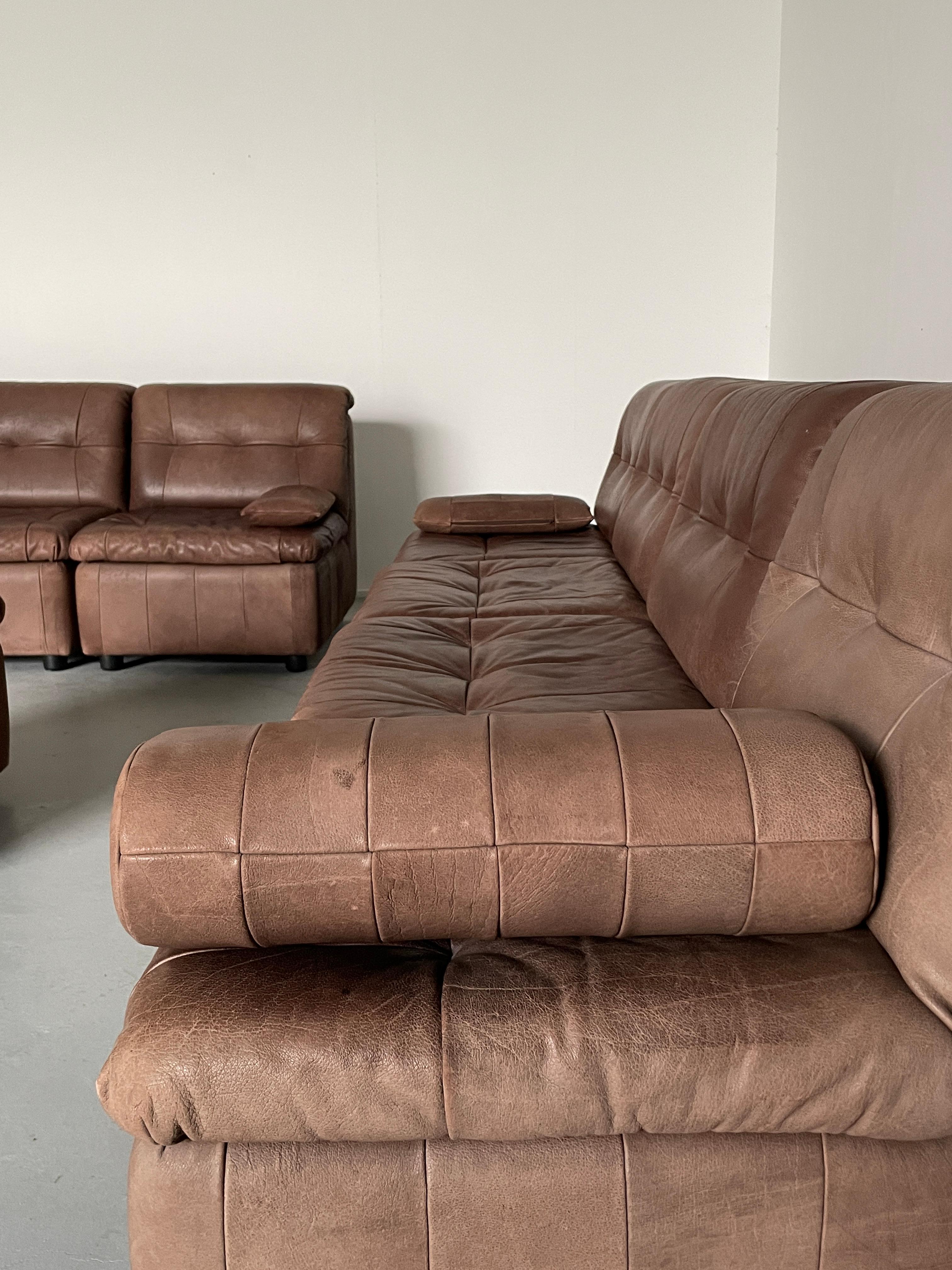 Mid-Century-Modern Patchwork Leather Modular Seating Set in the style of De Sede For Sale 5