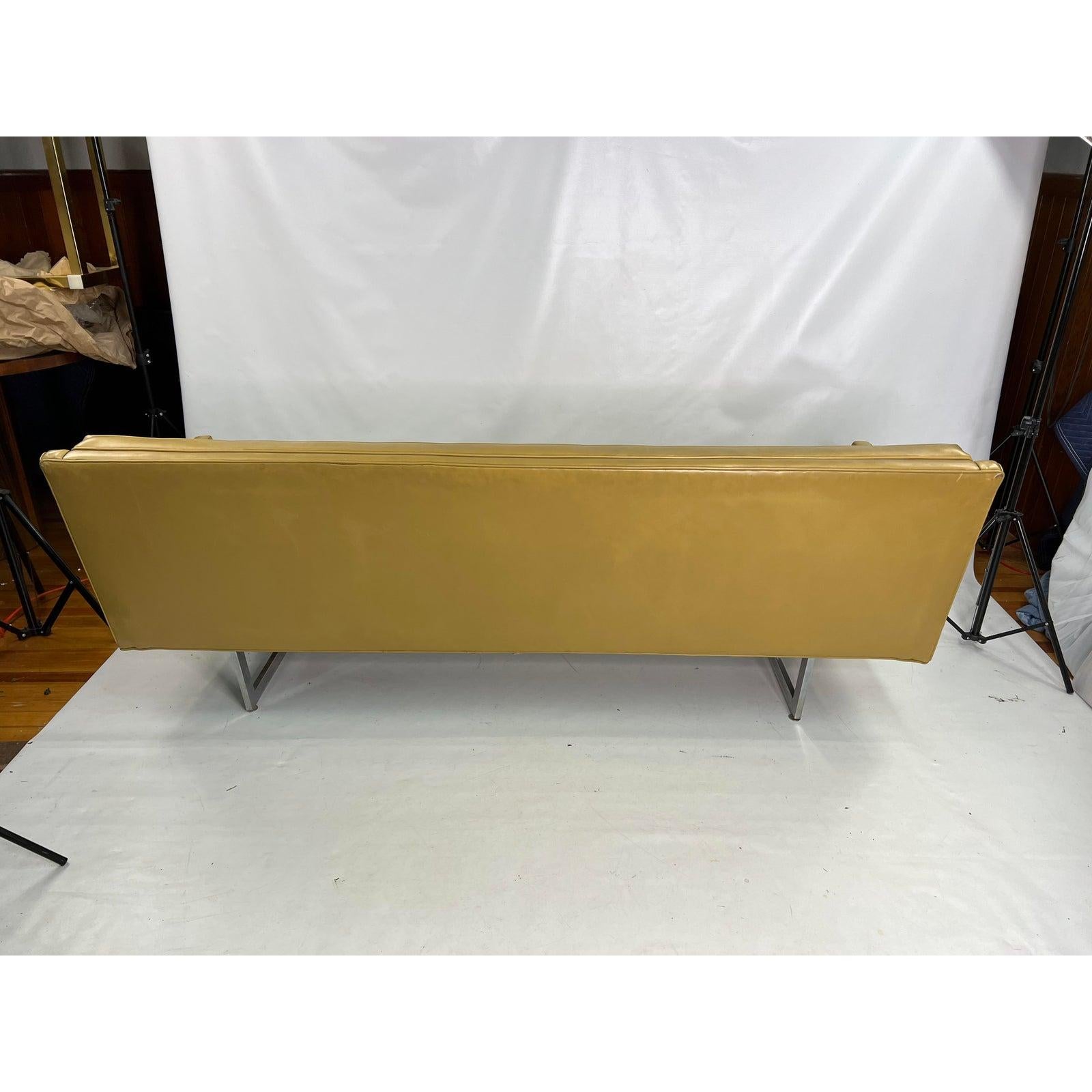 Mid-Century Modern Patrician Chrome Sled Base Tufted Sofa In Good Condition For Sale In Esperance, NY