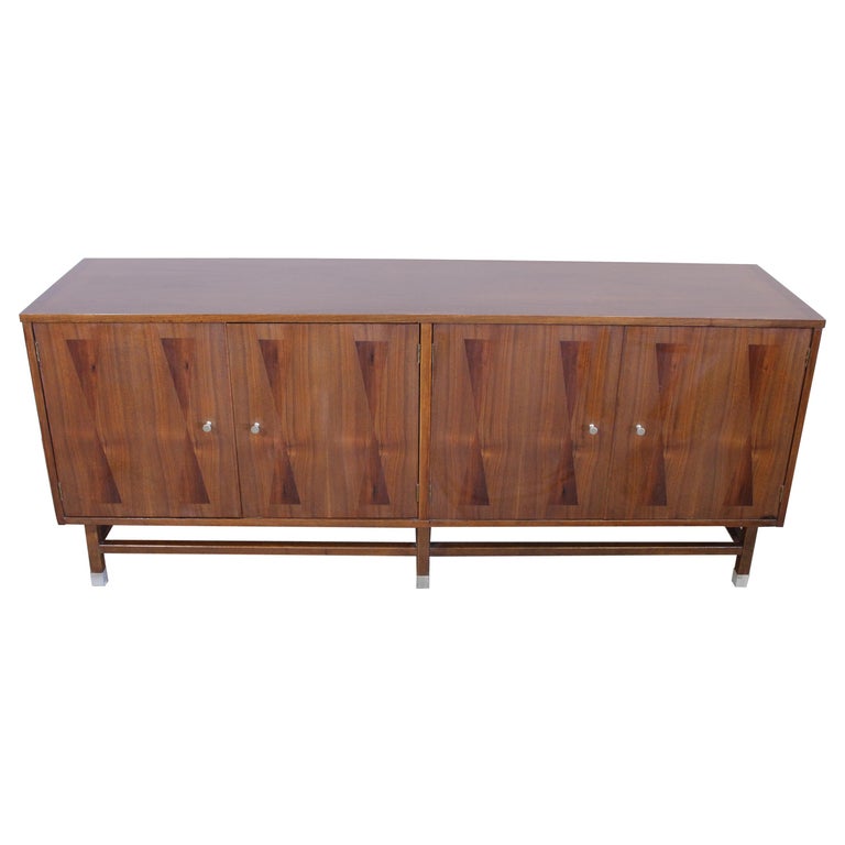 Mid-Century Modern Paul Browning/Stanley Walnut Credenza For Sale