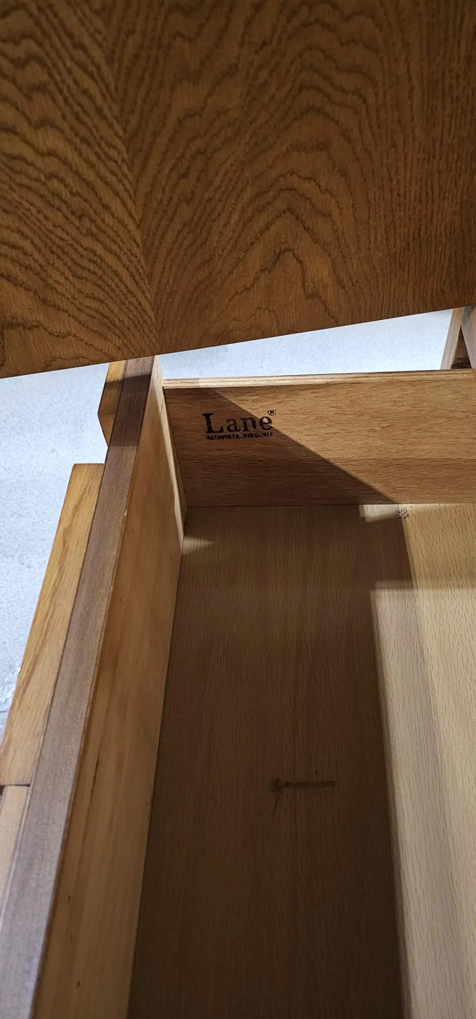 Armario Brutalista de estilo Paul Evans, Mid Century Modern, Lane Furniture Co. siglo XX en venta