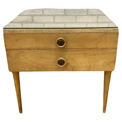 Mid Century Modern Paul Frankl para Johnson Furniture Mesilla de noche con tapa de corcho