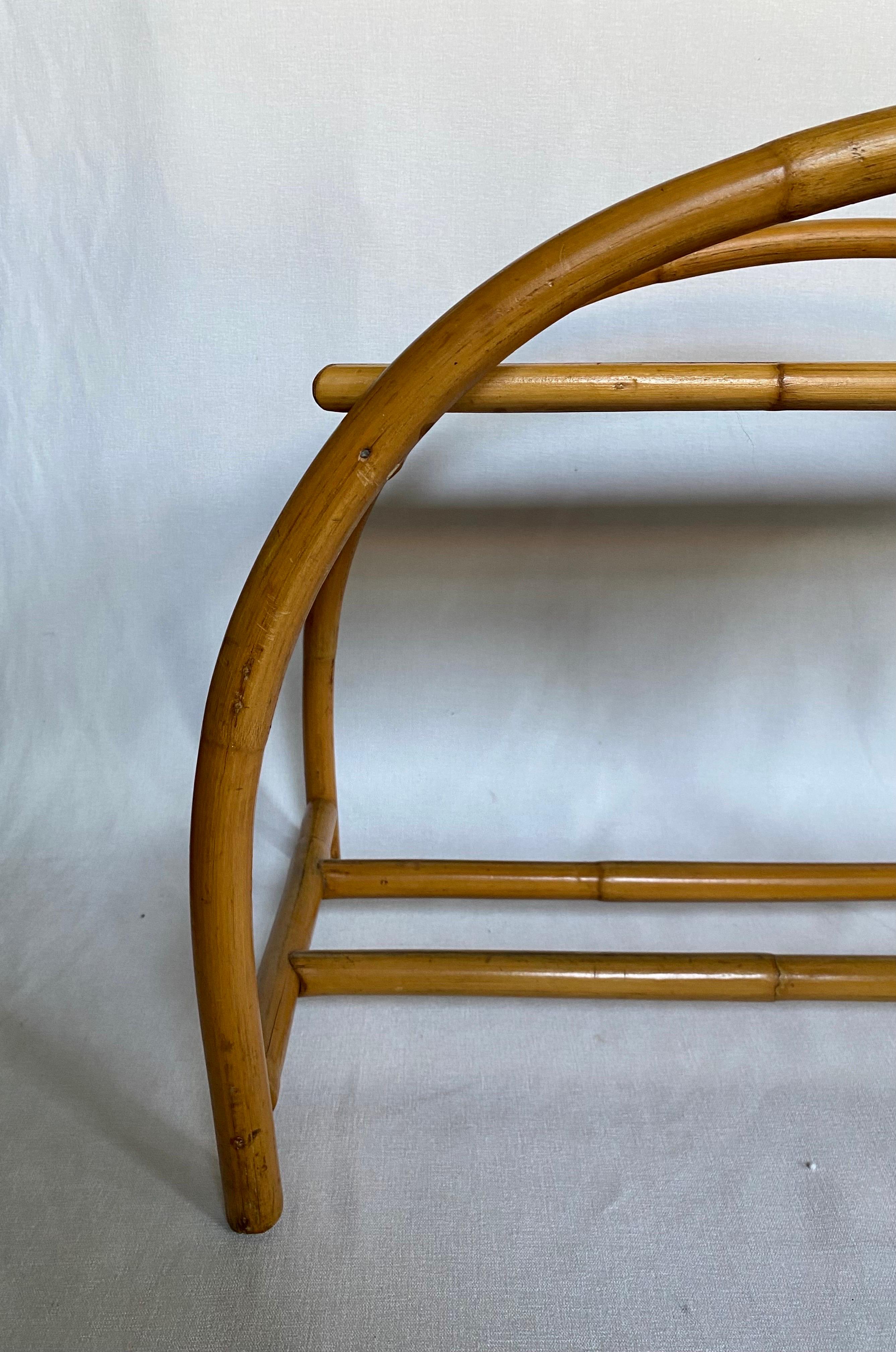 Mid-Century Modern Paul Frankl Style Arched Rattan Side End Table For Sale 2