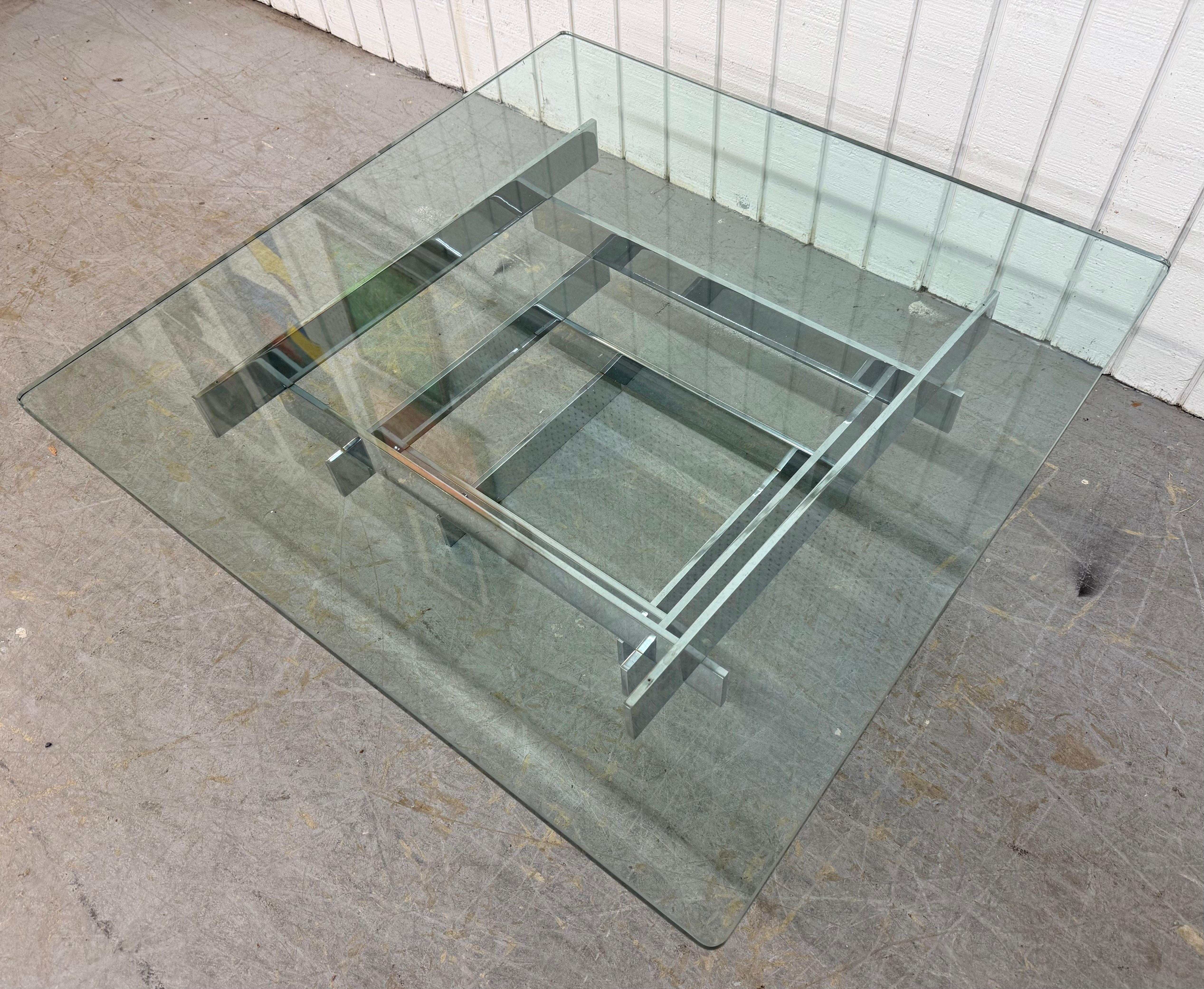 Mid-Century Modern Table basse empilable en verre et chrome, moderne du milieu du siècle, Paul Mayen en vente