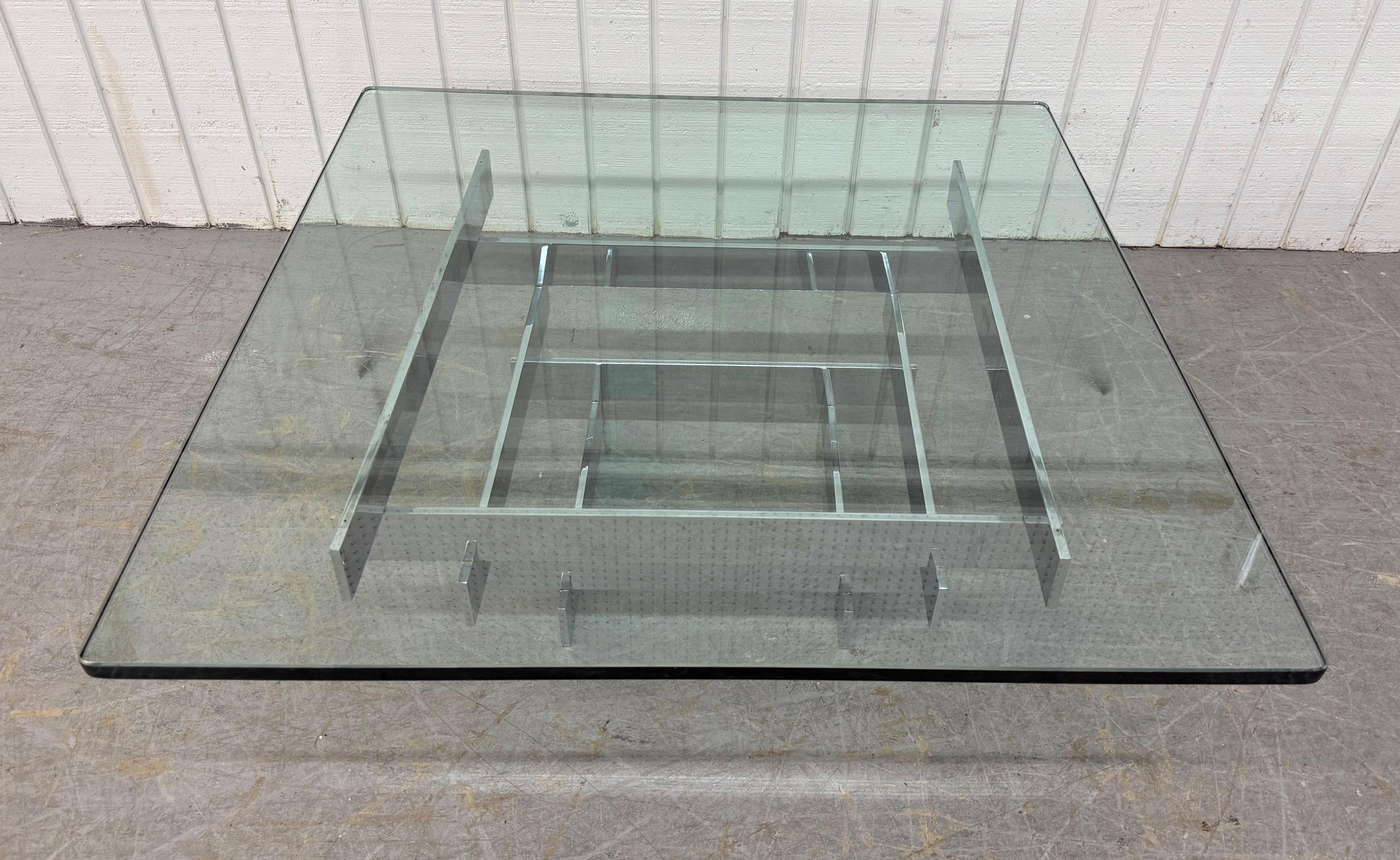 Américain Table basse empilable en verre et chrome, moderne du milieu du siècle, Paul Mayen en vente