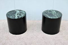 Mid-Century Modern Paul Mayen Style Green Marble Top Drum Side Tables, ein Paar