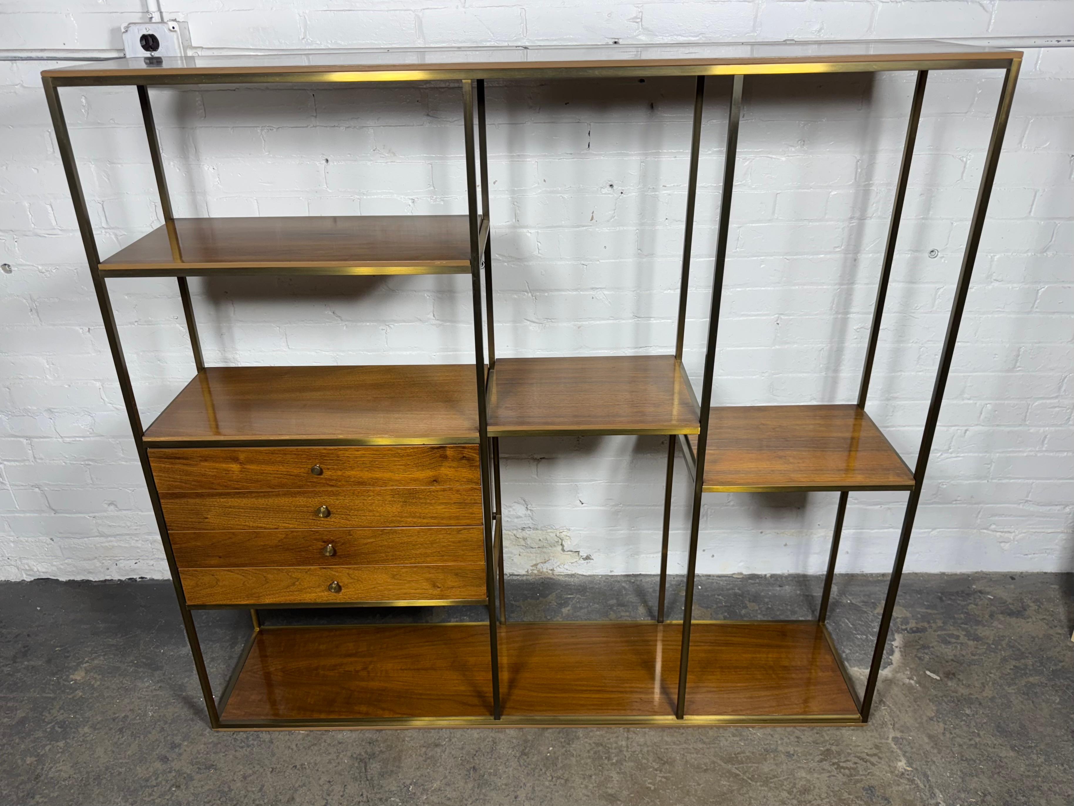 Ottone Libreria / Divisorio in ottone di Paul McCobb, 4 cassetti, metà del secolo scorso in vendita