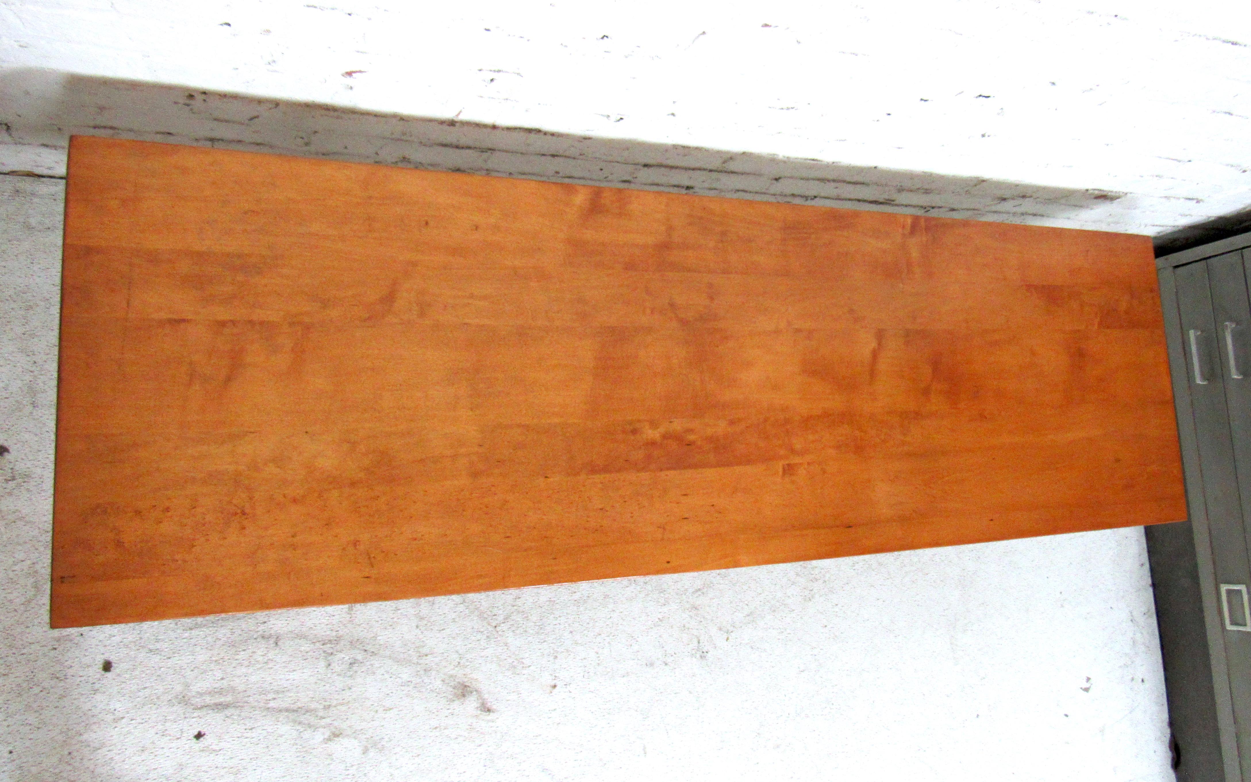 Mid-Century Modern Paul McCobb Coffee Table 1