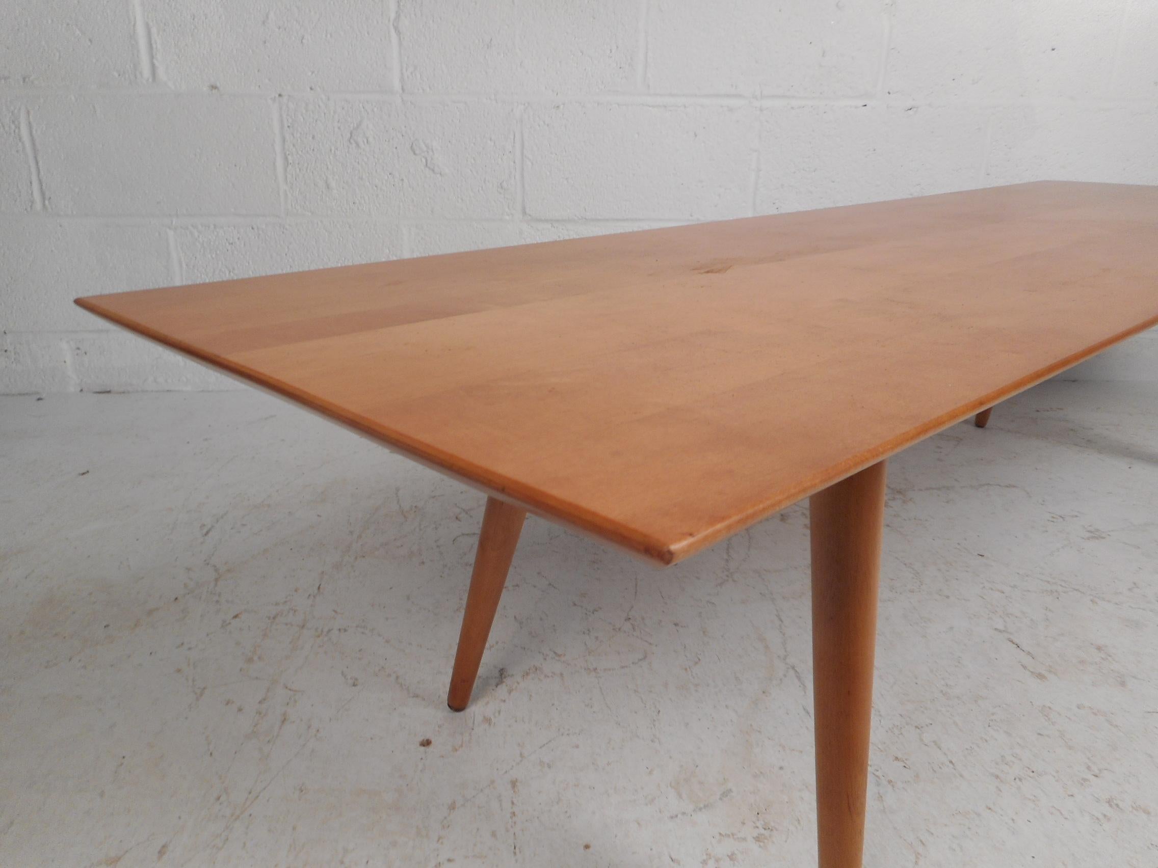 Mid-Century Modern Paul McCobb Coffee Table In Good Condition For Sale In Brooklyn, NY