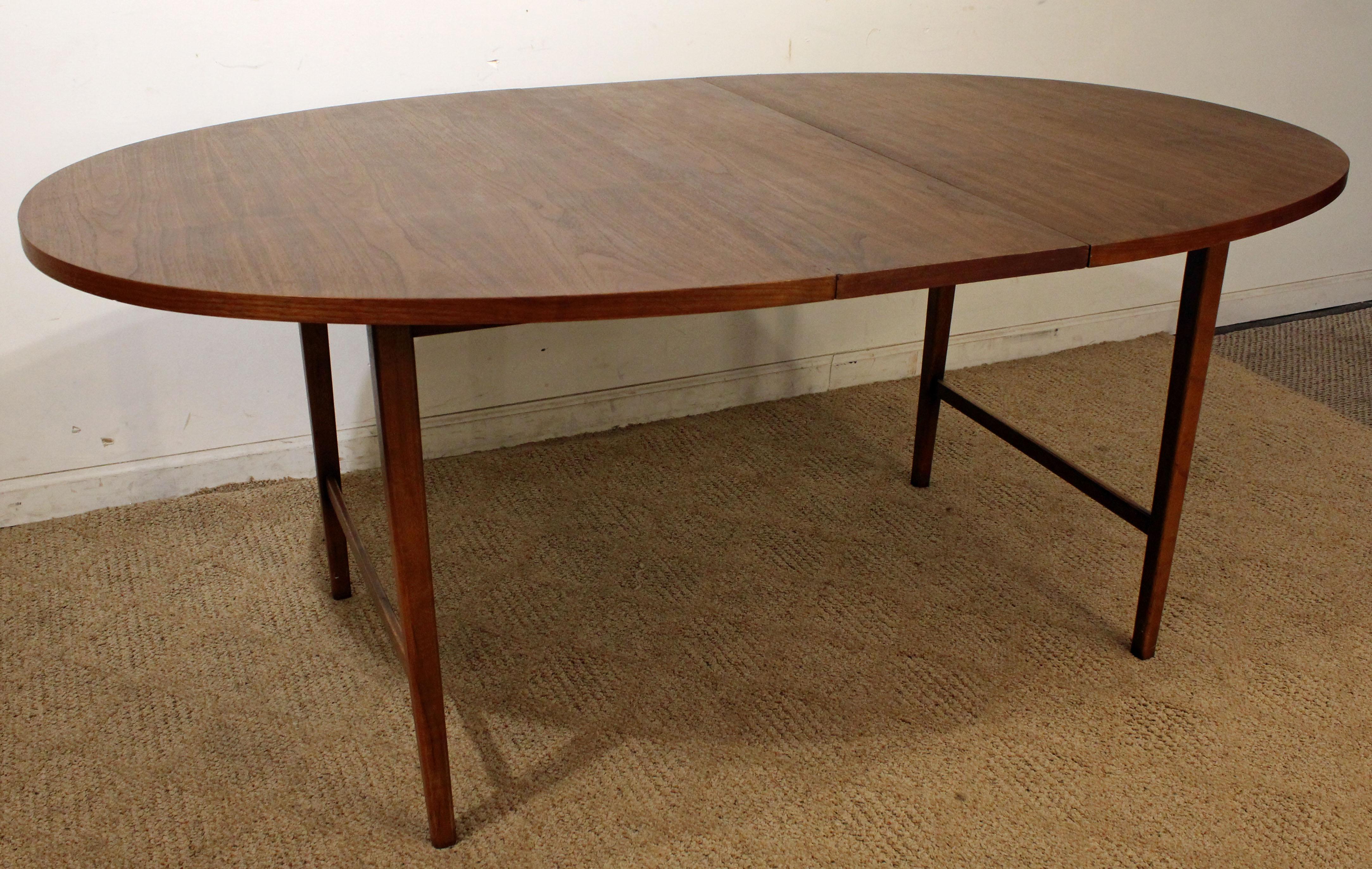 American Mid-Century Modern Paul McCobb 'Components' Walnut Extendable Dining Table
