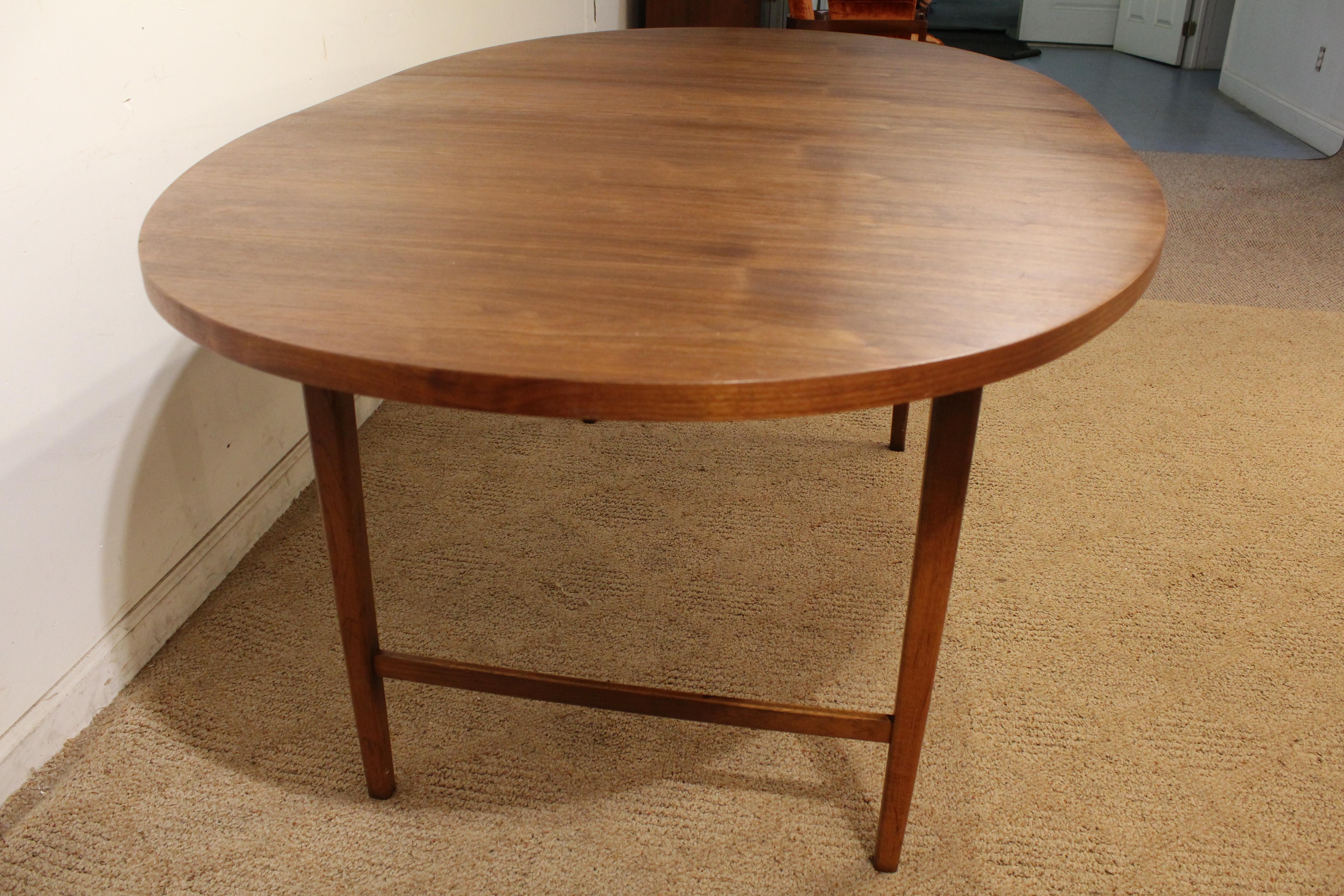 Mid-Century Modern Paul McCobb 'Components' Walnut Extendable Dining Table In Good Condition In Wilmington, DE