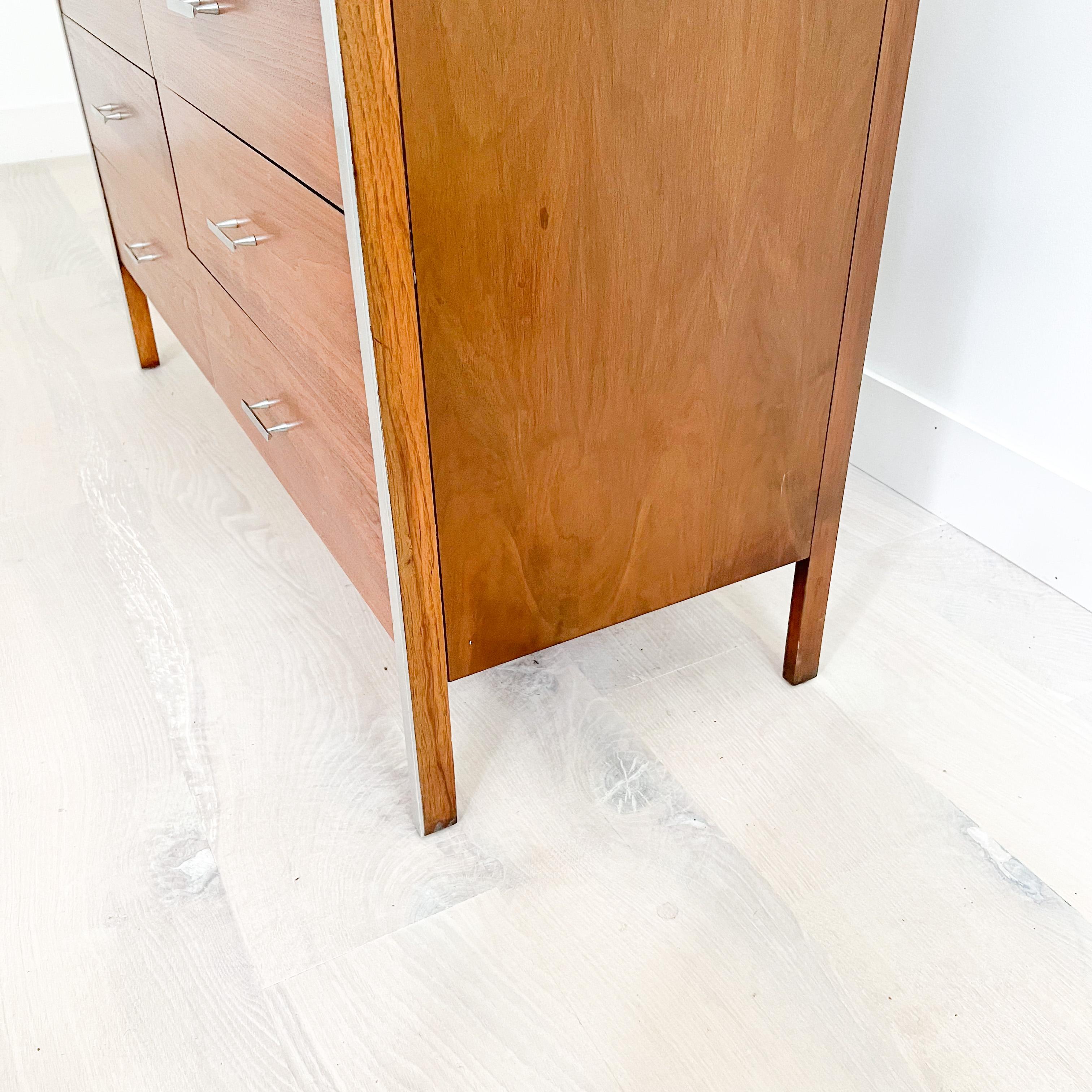 Mid-Century Modern Paul McCobb for Calvin Furniture 8 Drawer Dresser 6