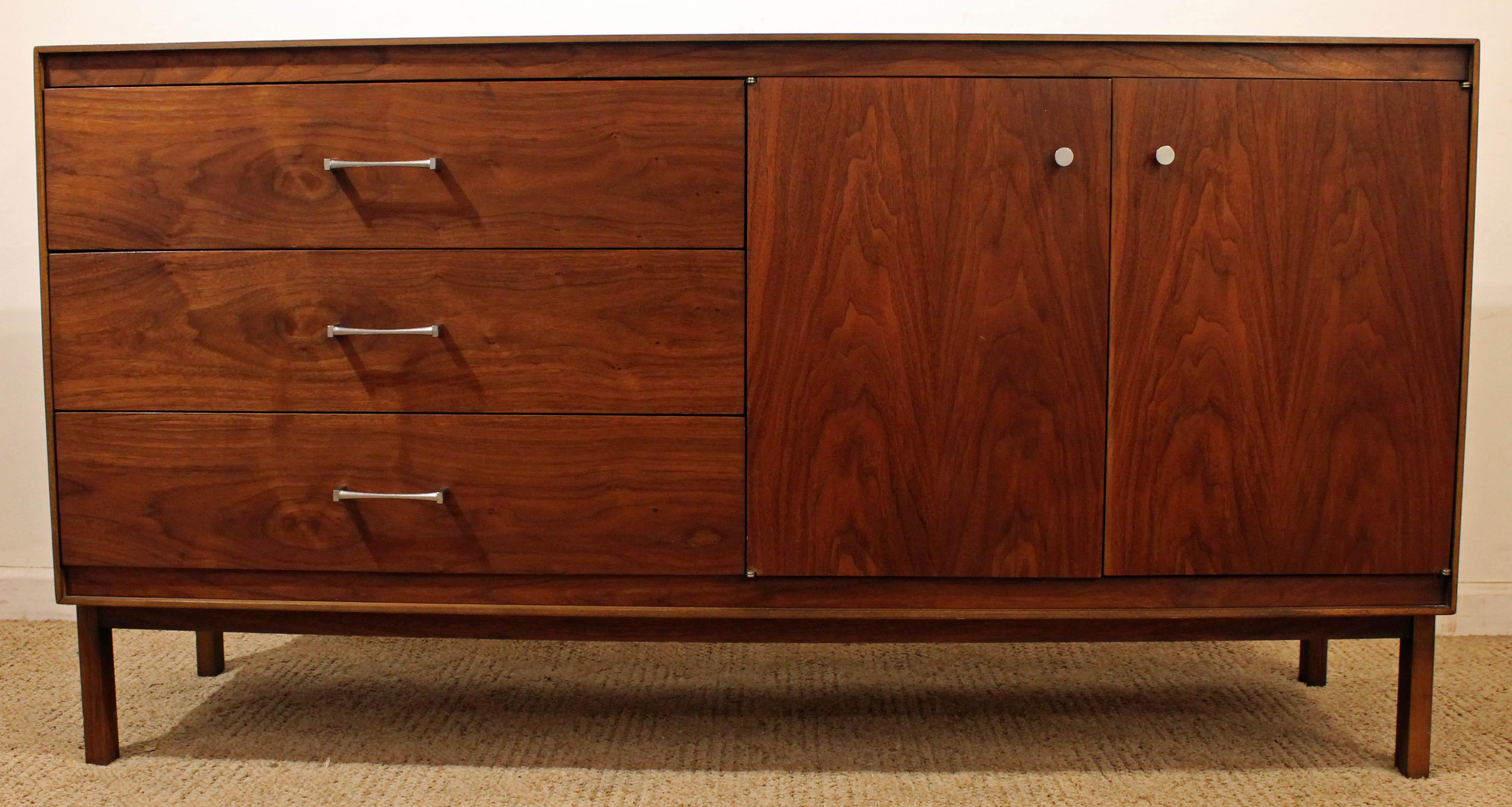 Offered is a Mid-Century Modern credenza, designed by Paul McCobb for Lane 