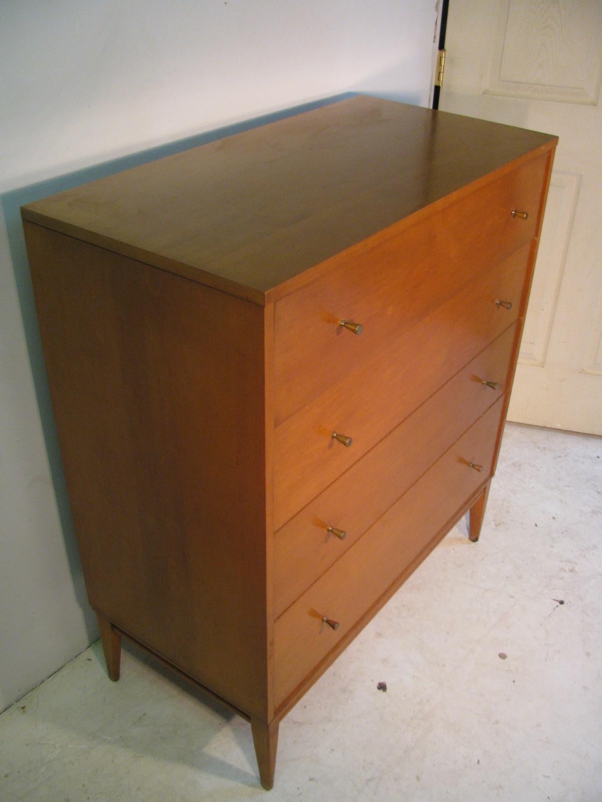 Mid-Century Modern Paul McCobb Planner Group 4-Drawer Dresser 3