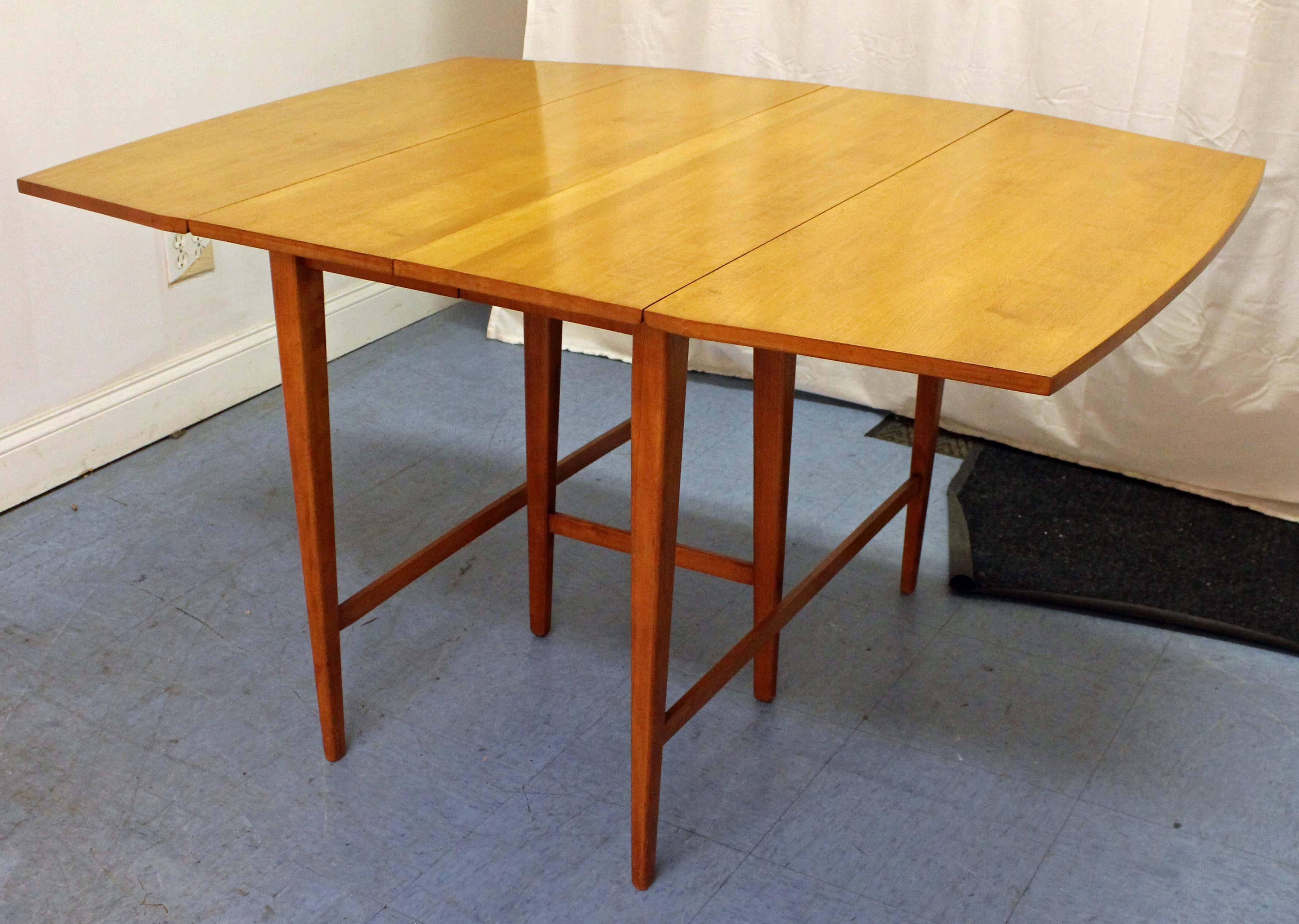 Mid-20th Century Mid-Century Modern Paul McCobb Planner Group Drop-Leaf Dining Table