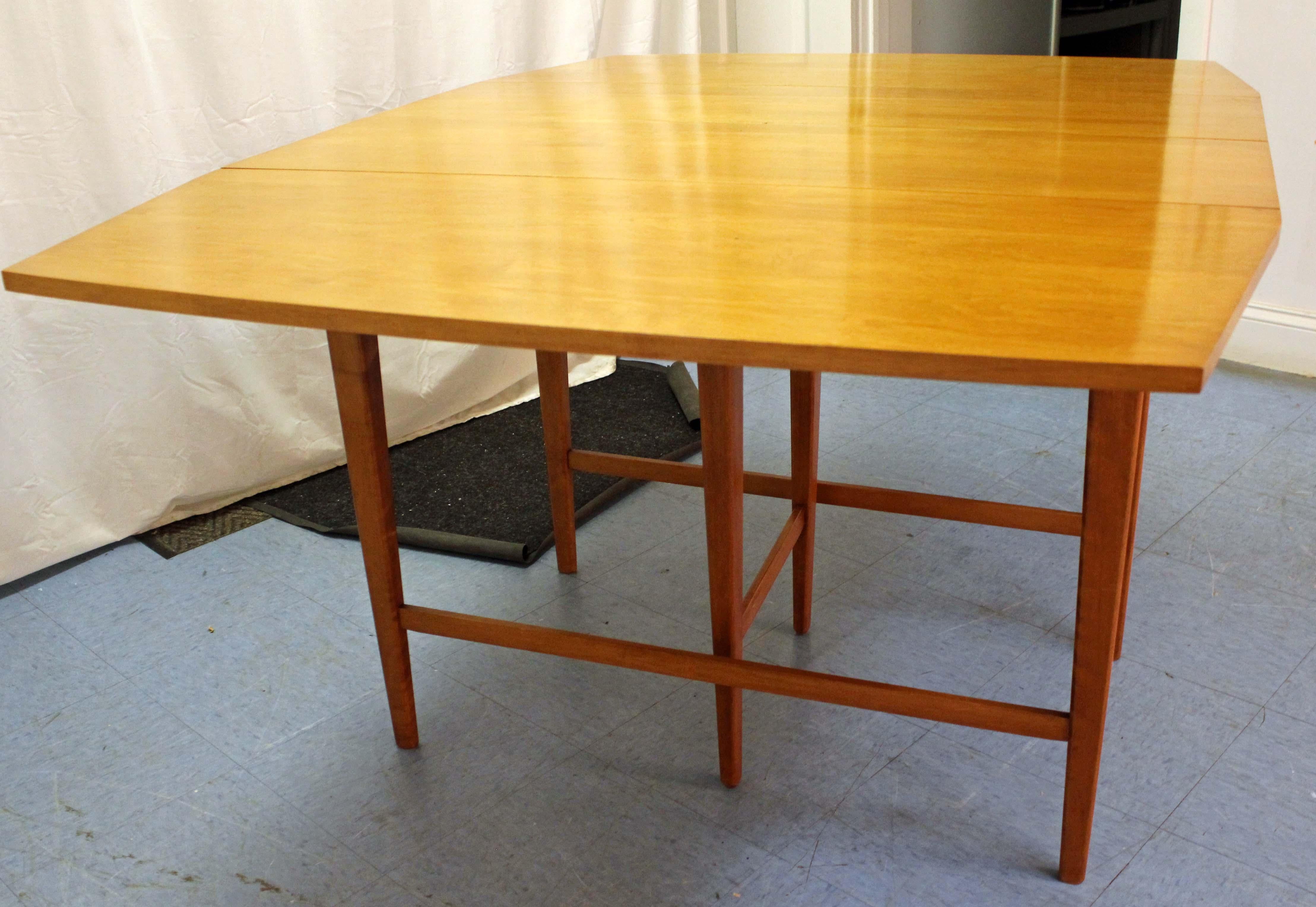 Mid-Century Modern Paul McCobb Planner Group Drop-Leaf Dining Table 1