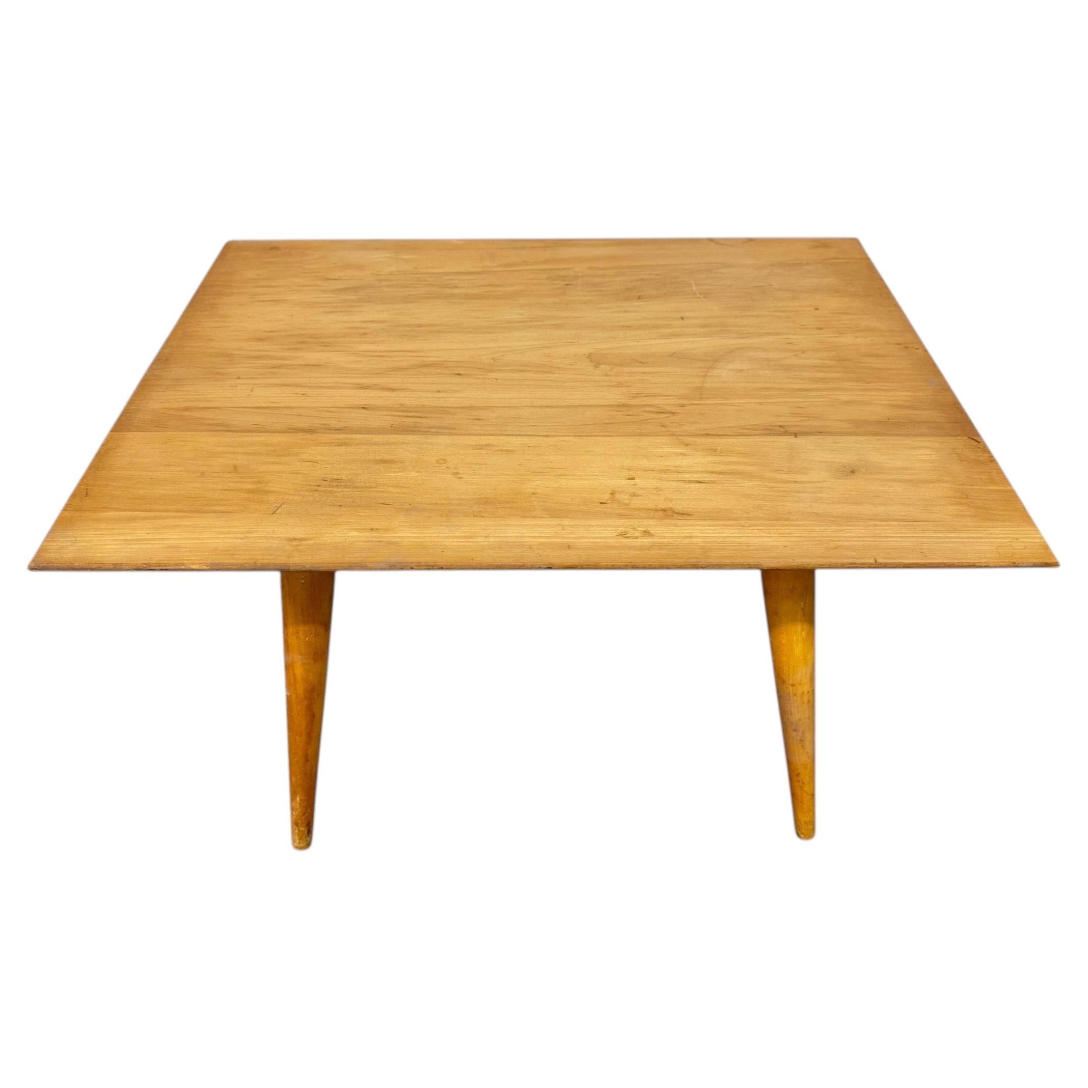 Mid-Century Modern Paul McCobb Planner Group Solid Maple Side Table For Sale