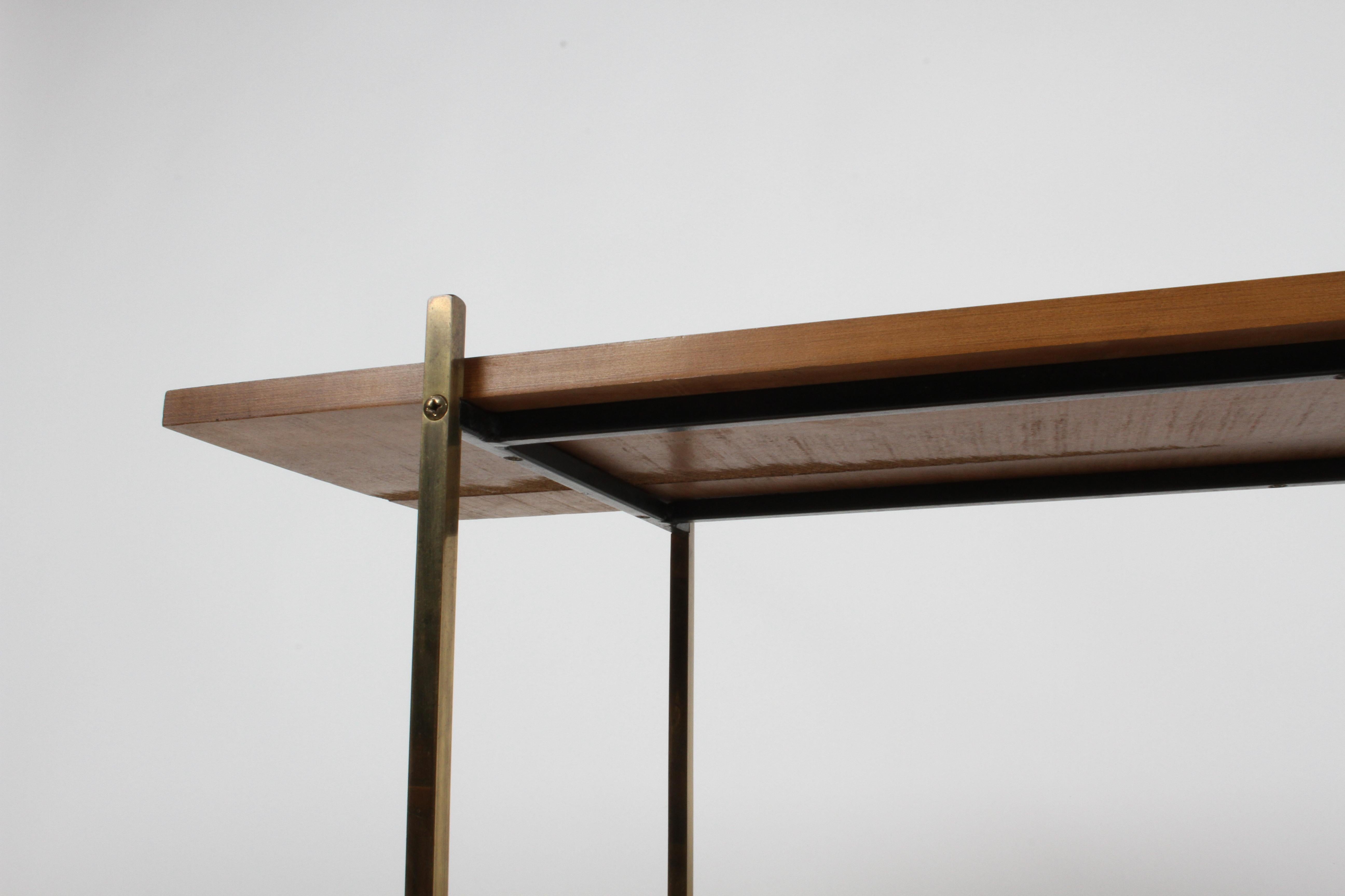 Mid-Century Modern Paul McCobb Style 3-Tier Maple and Brass Bookshelf 5