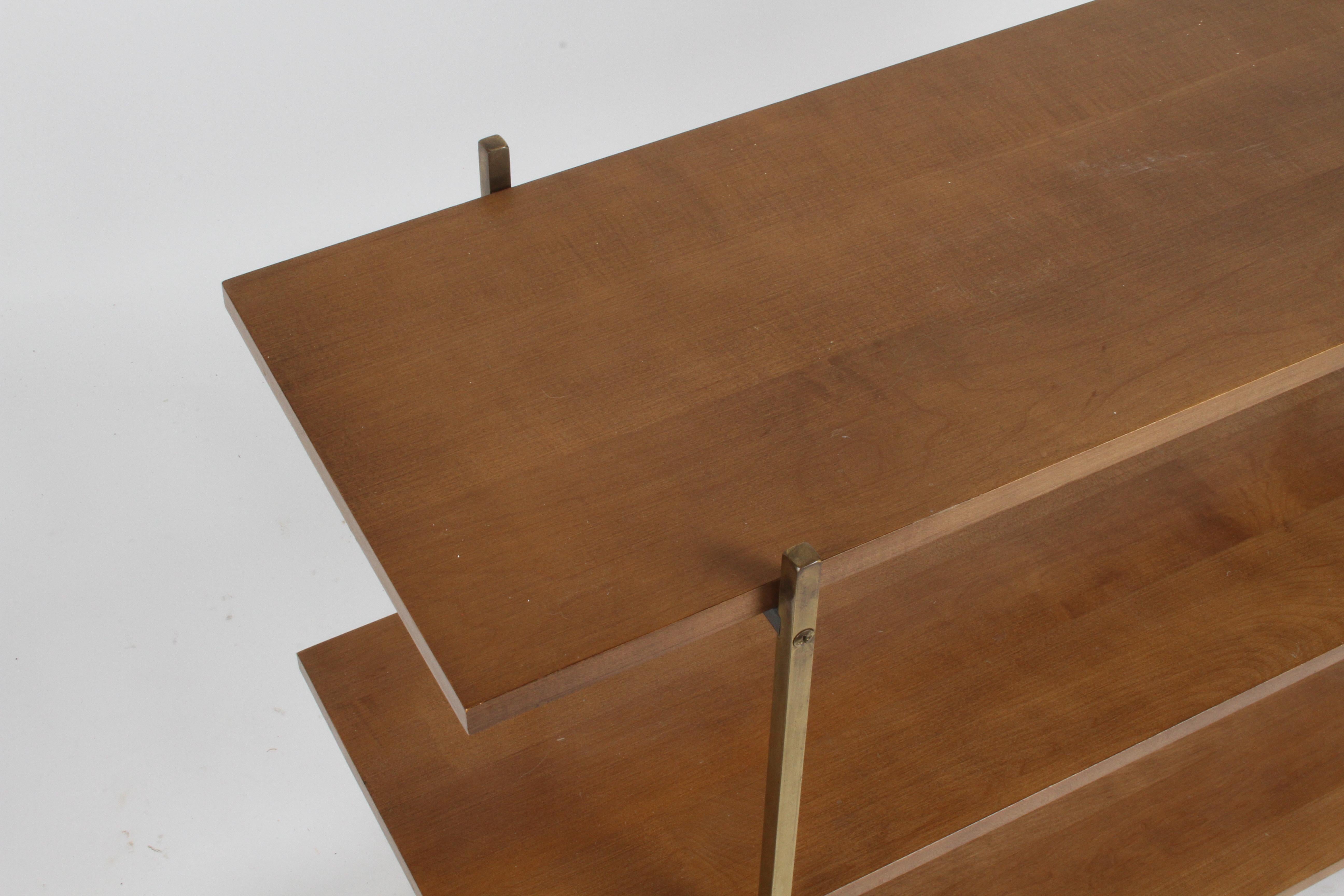 Mid-Century Modern Paul McCobb Style 3-Tier Maple and Brass Bookshelf 7