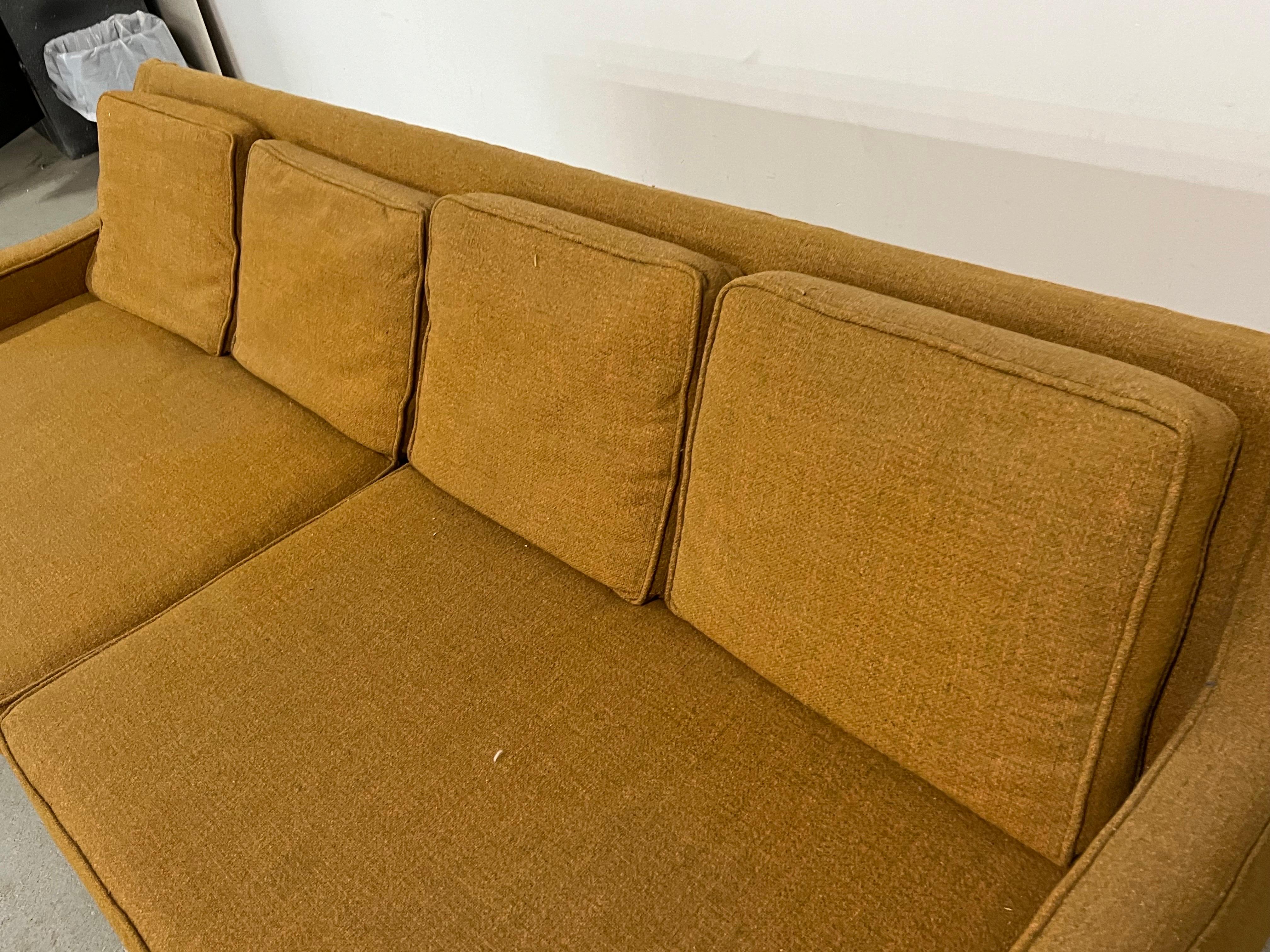 Mid-Century Modern Paul McCobb Style 4 Seat Sofa on Pencil Legs For Sale 2