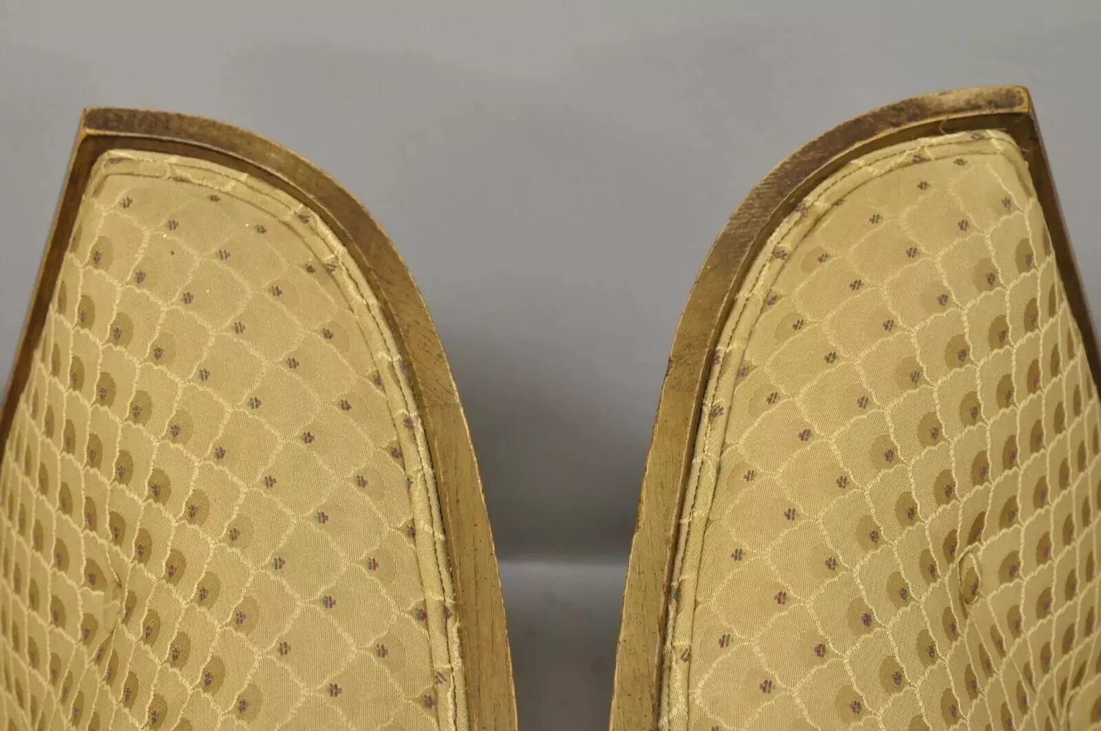 20ième siècle Paire de chaises longues à dossier en tonneau de style The Moderns McCobb en vente