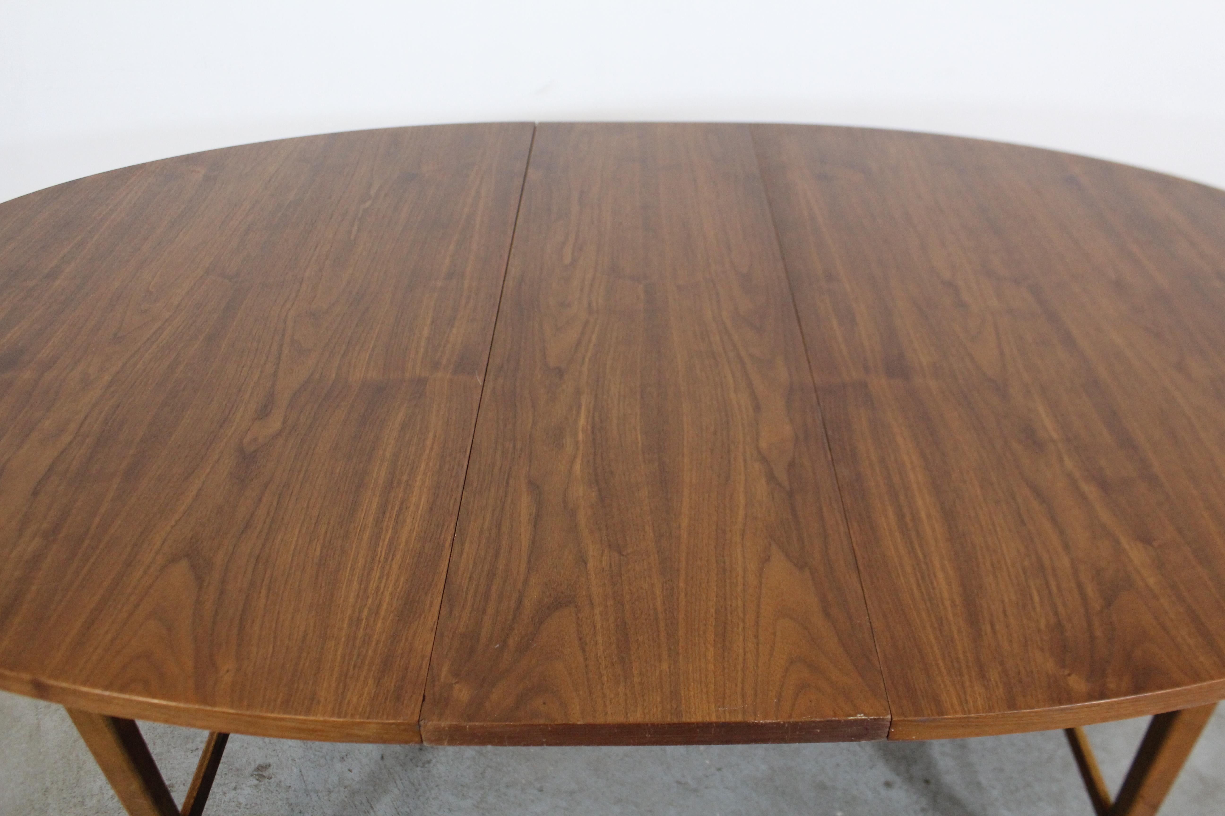 Mid-Century Modern Paul McCobb Style Walnut Extendable Dining Table 1