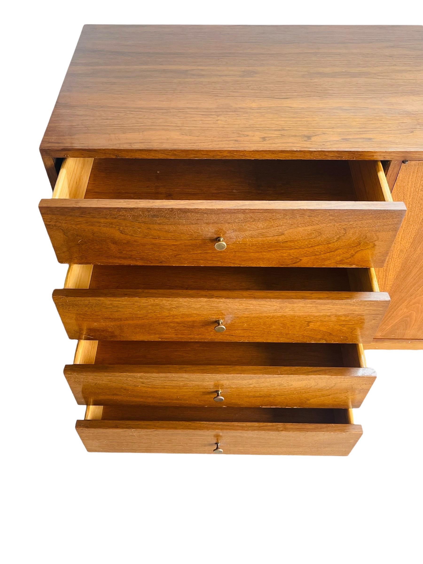 20th Century Mid-Century Modern Paul McCobb Style Walnut Triple Dresser For Sale